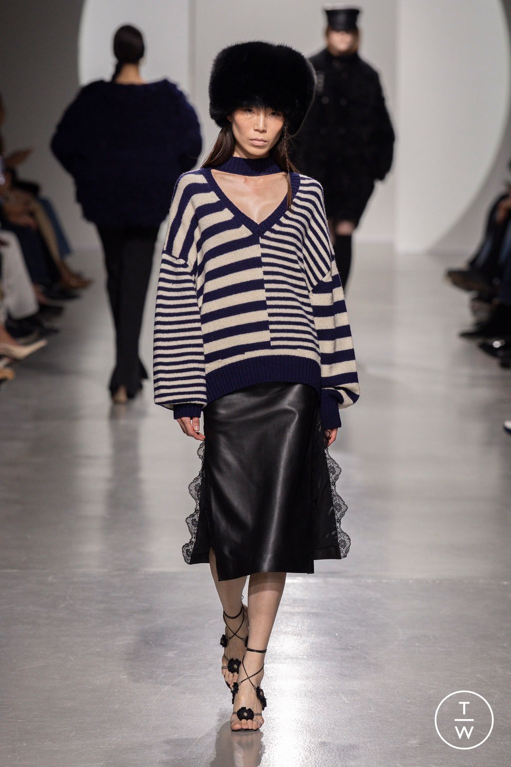 Fashion Week Paris Fall/Winter 2026 look 19 de la collection Vaillant womenswear