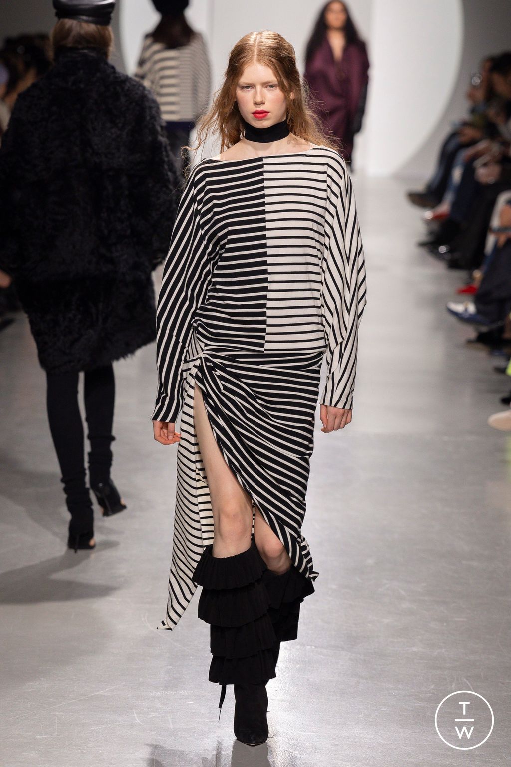 Fashion Week Paris Fall/Winter 2026 look 21 from the Vaillant collection womenswear