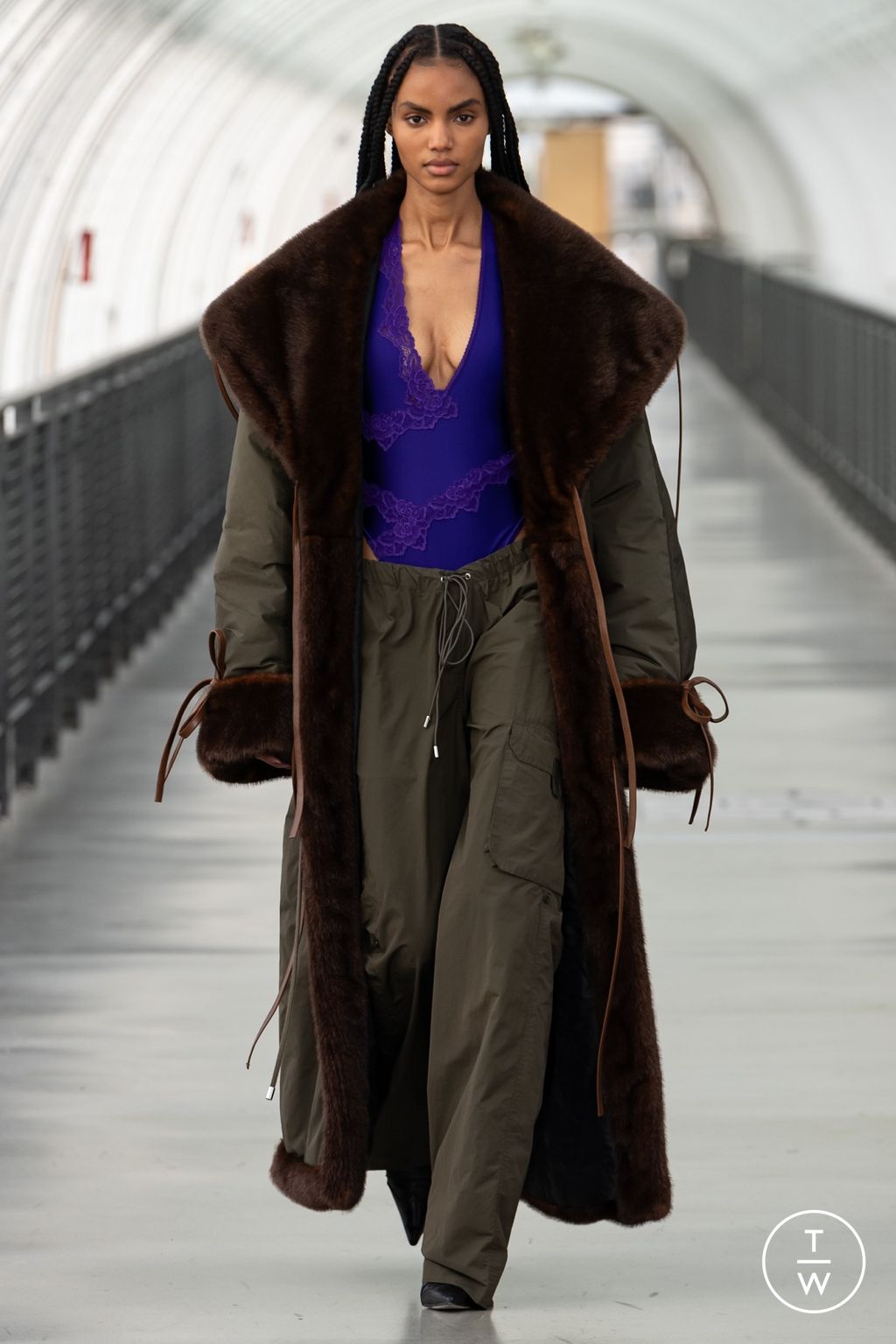 Fashion Week Paris Spring/Summer 2024 look 10 de la collection Vaillant womenswear