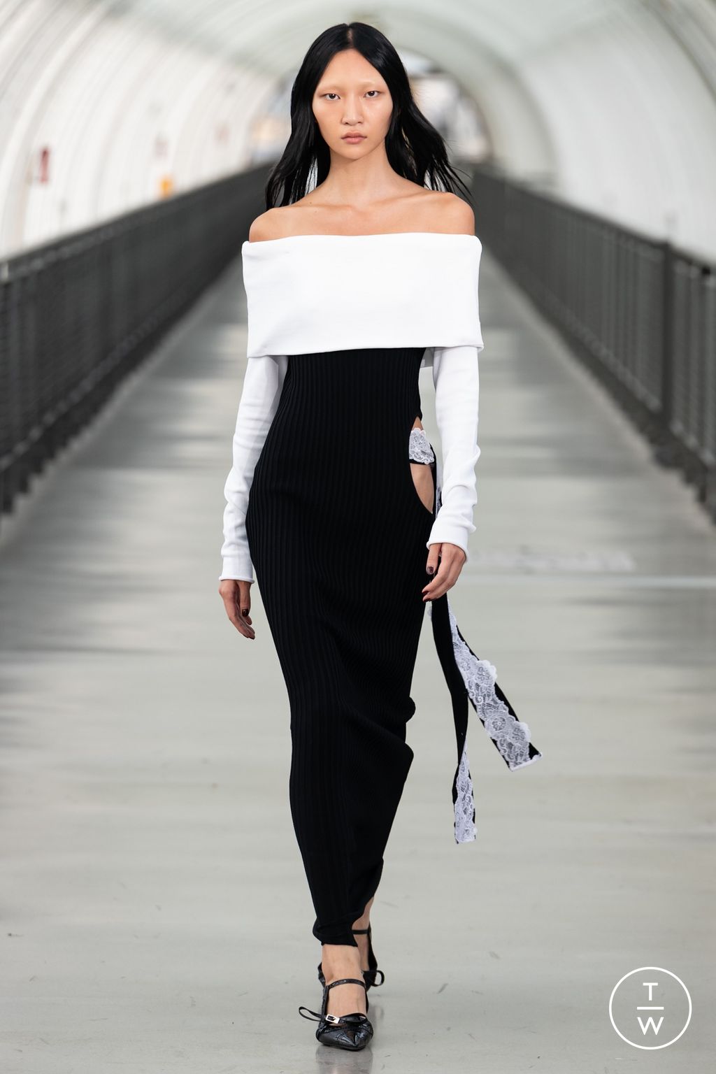 Fashion Week Paris Spring/Summer 2024 look 16 from the Vaillant collection 女装