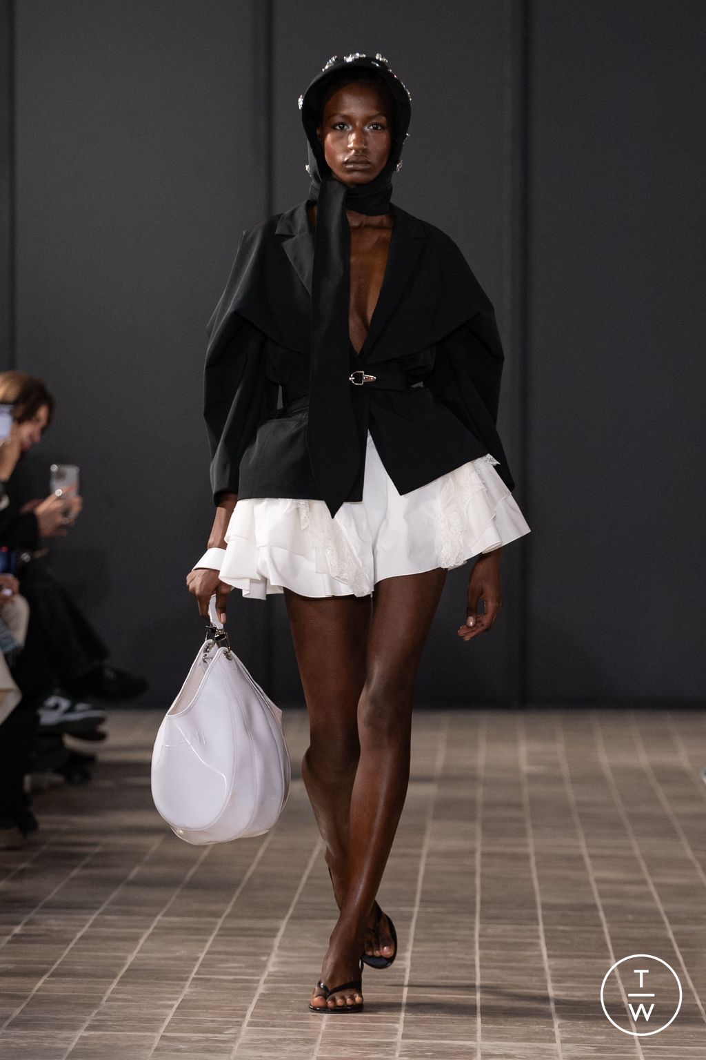 Fashion Week Paris Spring/Summer 2025 look 7 from the Vaillant collection womenswear