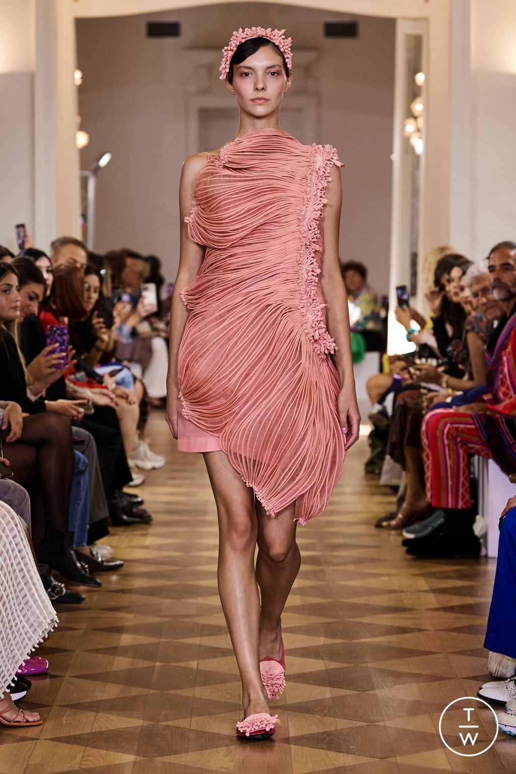 Fashion Week Milan Spring/Summer 2023 look 1 de la collection Vaishali S womenswear