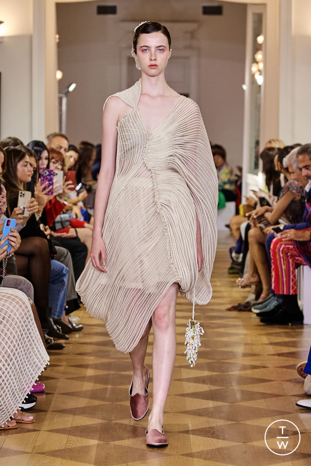 Fashion Week Milan Spring/Summer 2023 look 35 from the Vaishali S collection womenswear