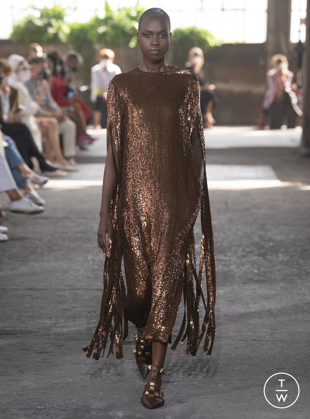 Fashion Week Milan Spring/Summer 2021 look 48 from the Valentino collection 女装