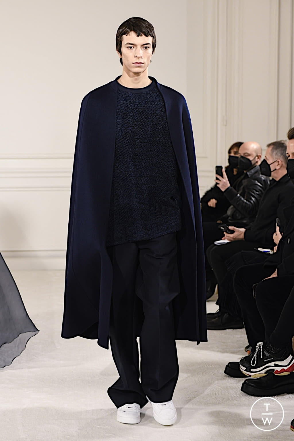 Fashion Week Paris Spring/Summer 2022 look 12 de la collection Valentino couture