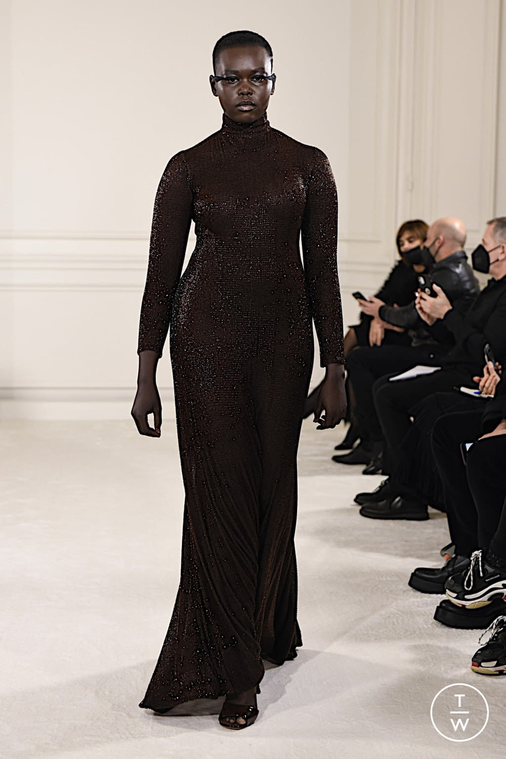 Fashion Week Paris Spring/Summer 2022 look 37 from the Valentino collection couture