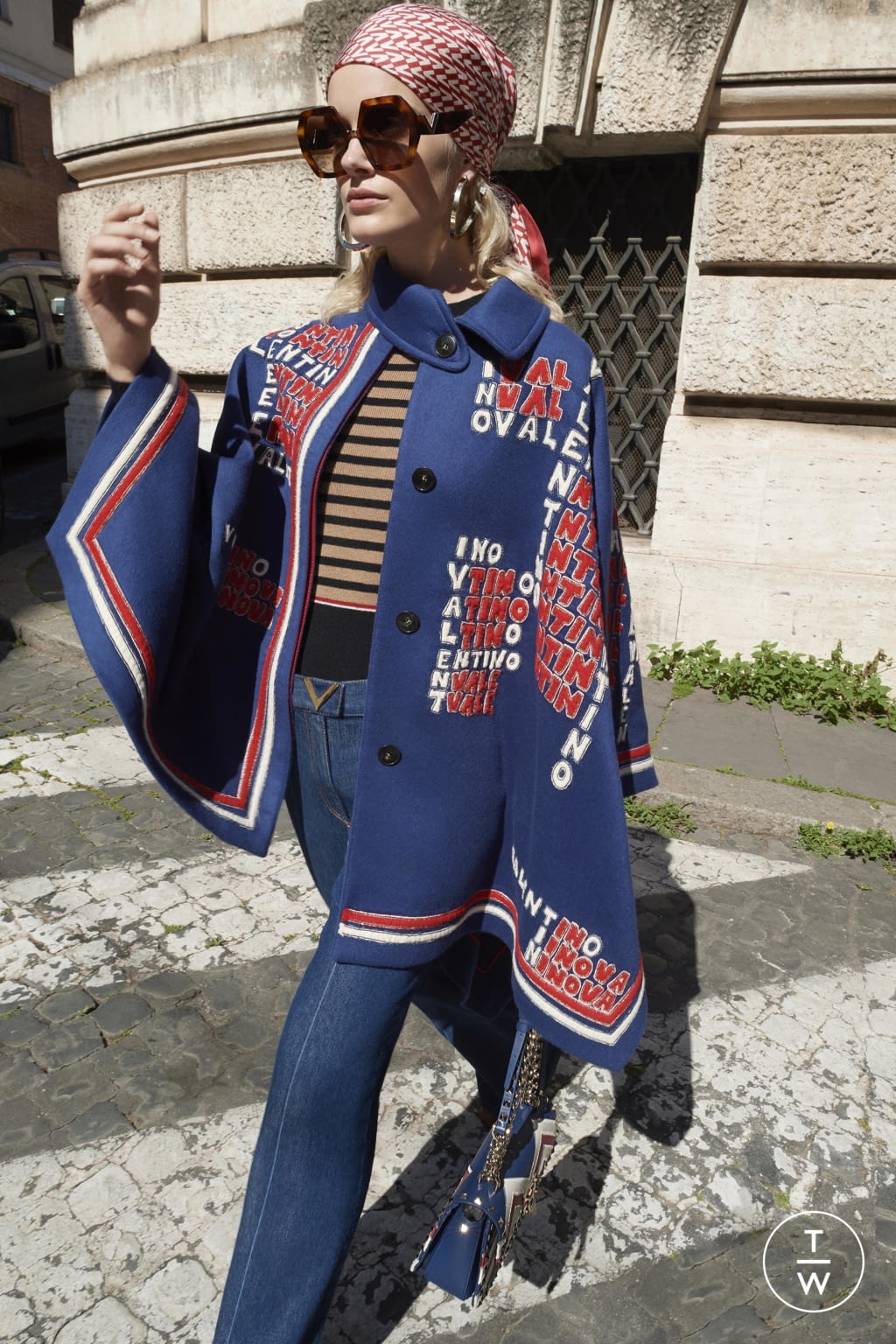 Fashion Week Paris Resort 2019 look 32 from the Valentino collection womenswear