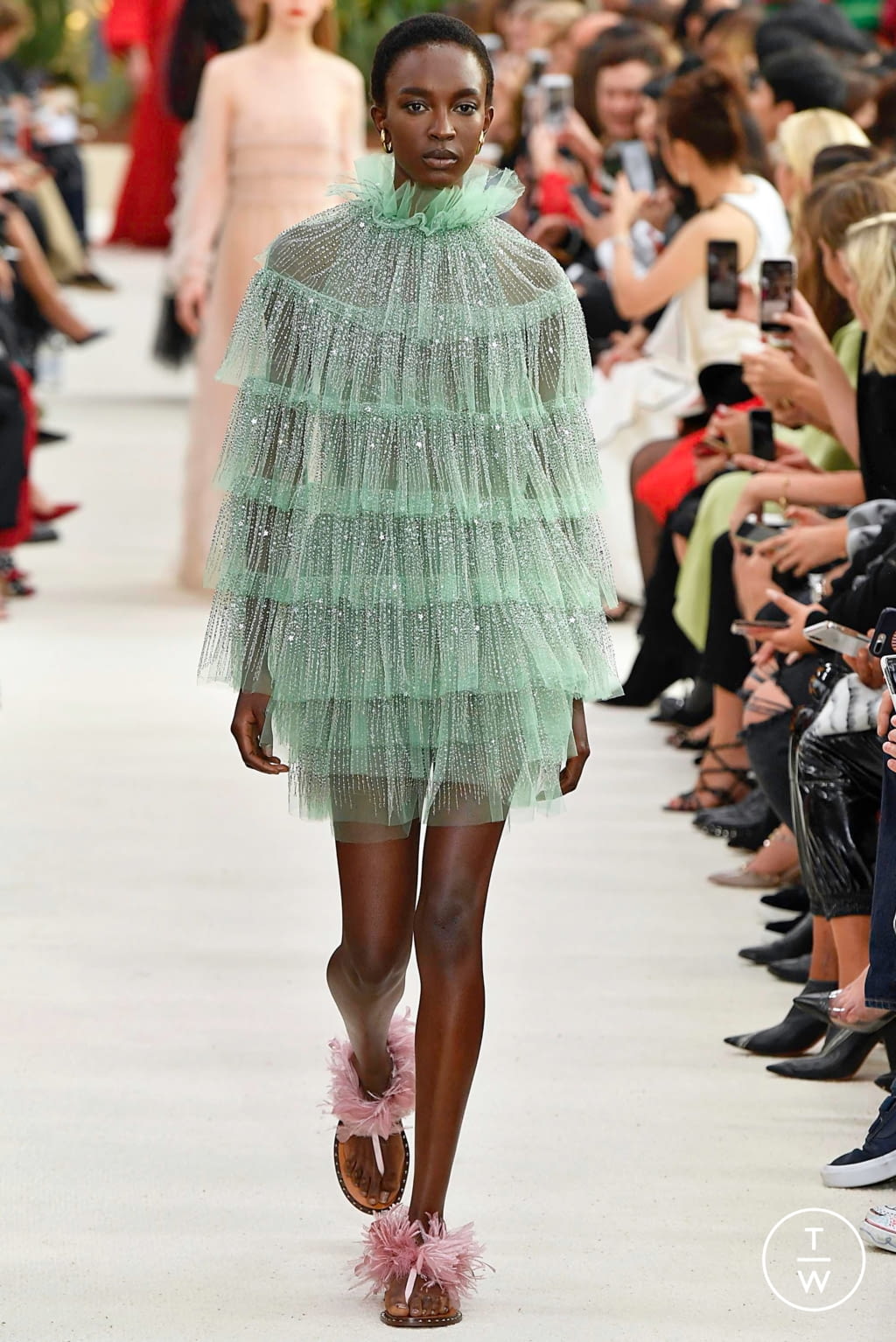 Fashion Week Paris Spring/Summer 2019 look 58 from the Valentino collection womenswear