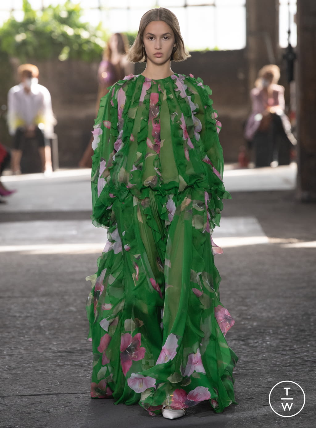 Fashion Week Milan Spring/Summer 2021 look 60 from the Valentino collection womenswear