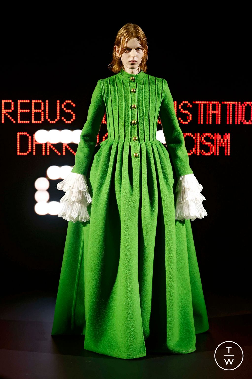 Fashion Week Paris Spring/Summer 2025 look 29 from the Valentino collection couture