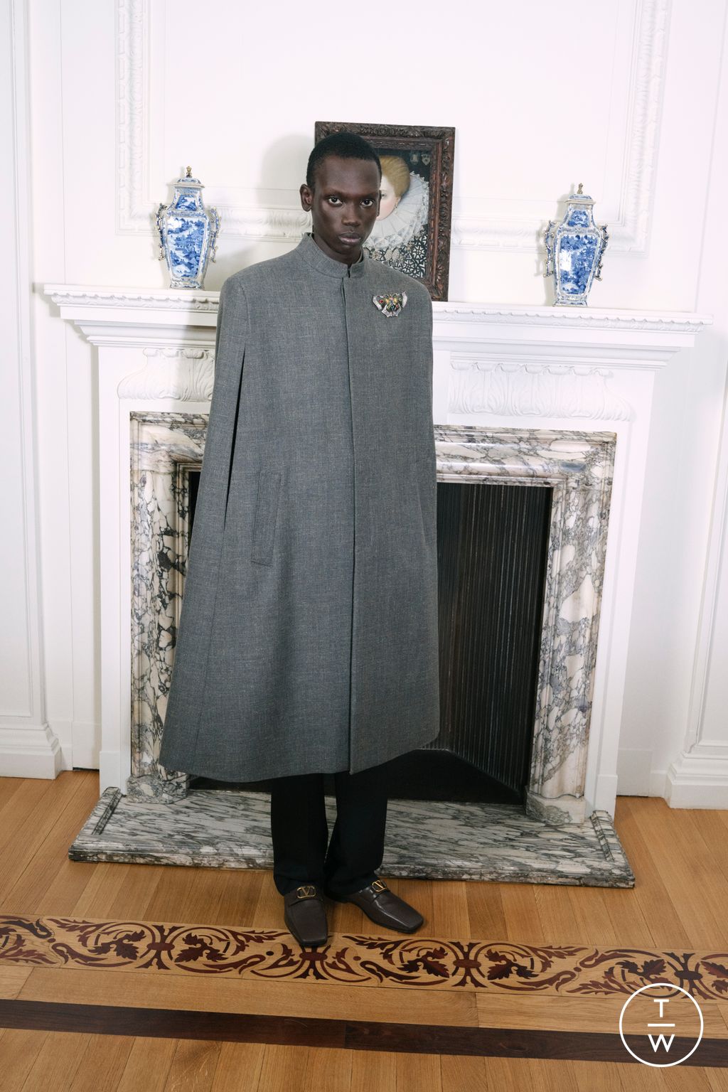 Fashion Week Paris Pre-Fall 2026 look 8 from the Valentino collection womenswear