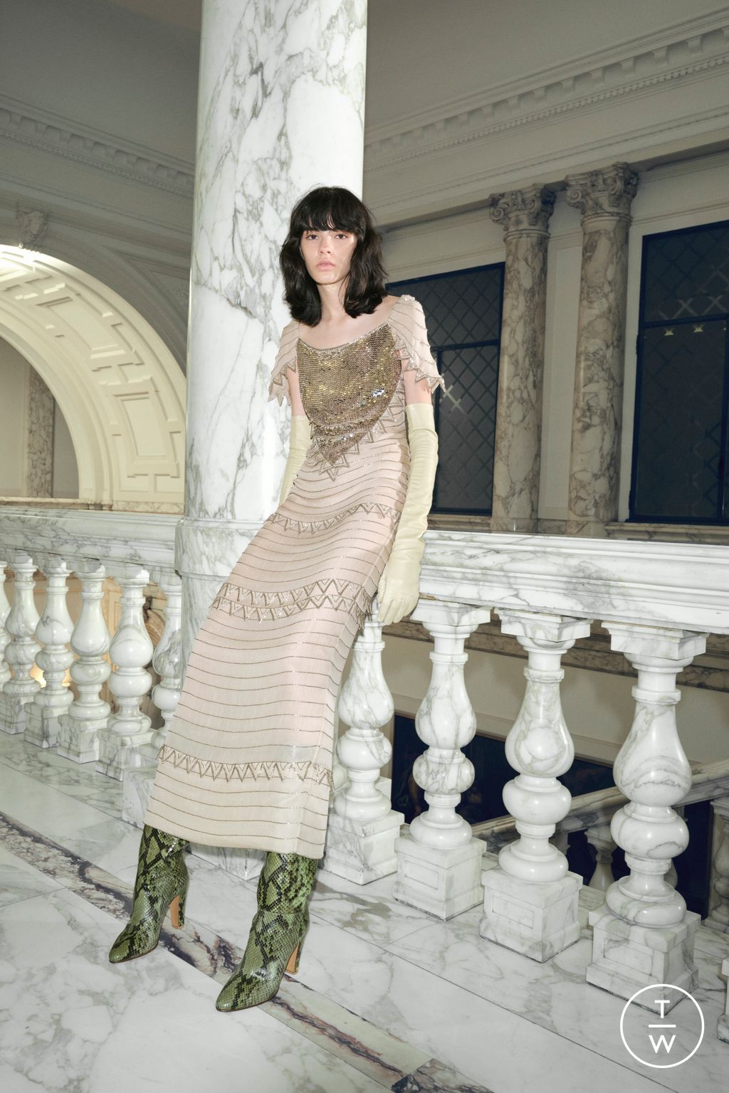 Fashion Week Paris Pre-Fall 2026 look 52 from the Valentino collection womenswear