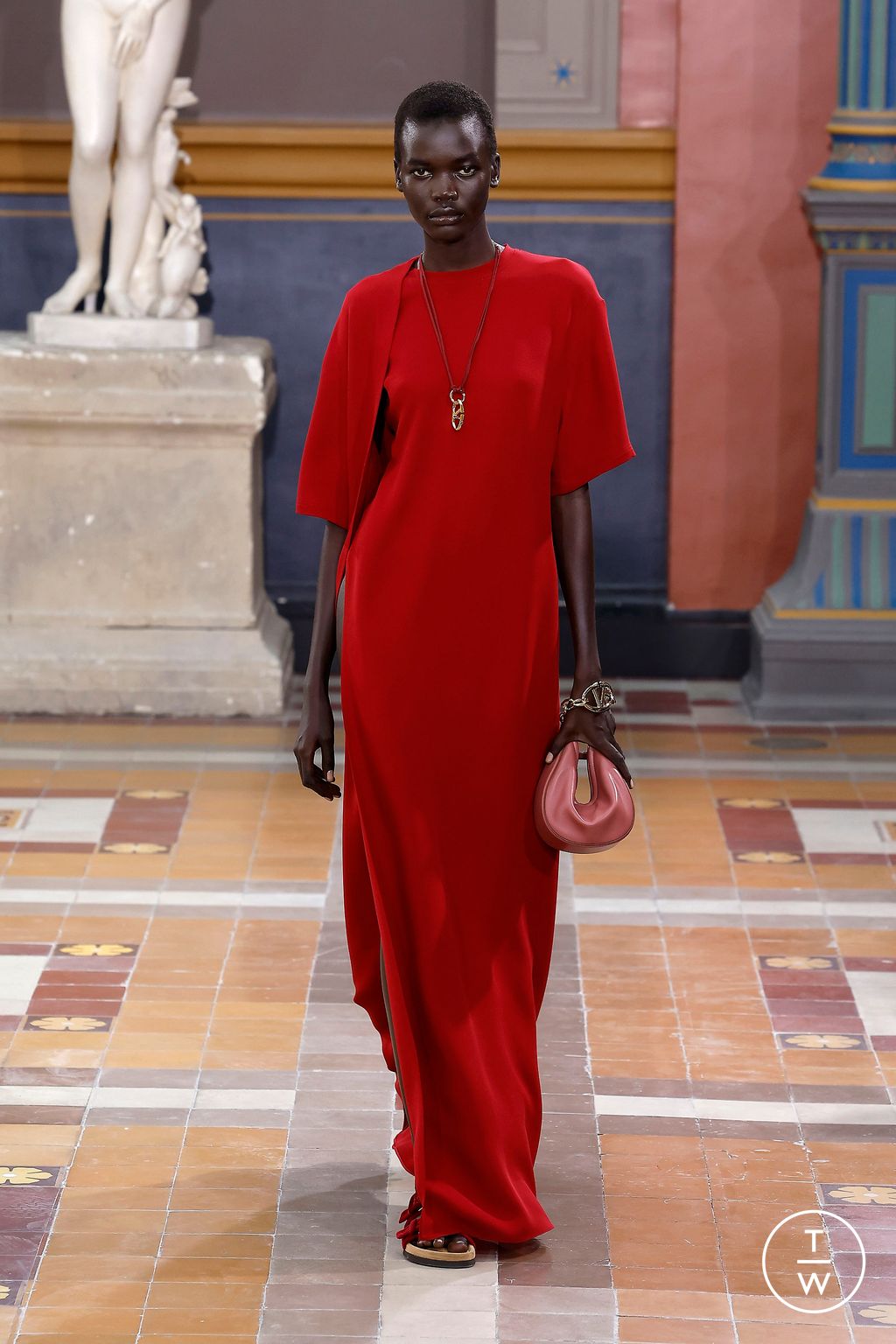 Fashion Week Paris Spring/Summer 2024 look 58 from the Valentino collection womenswear