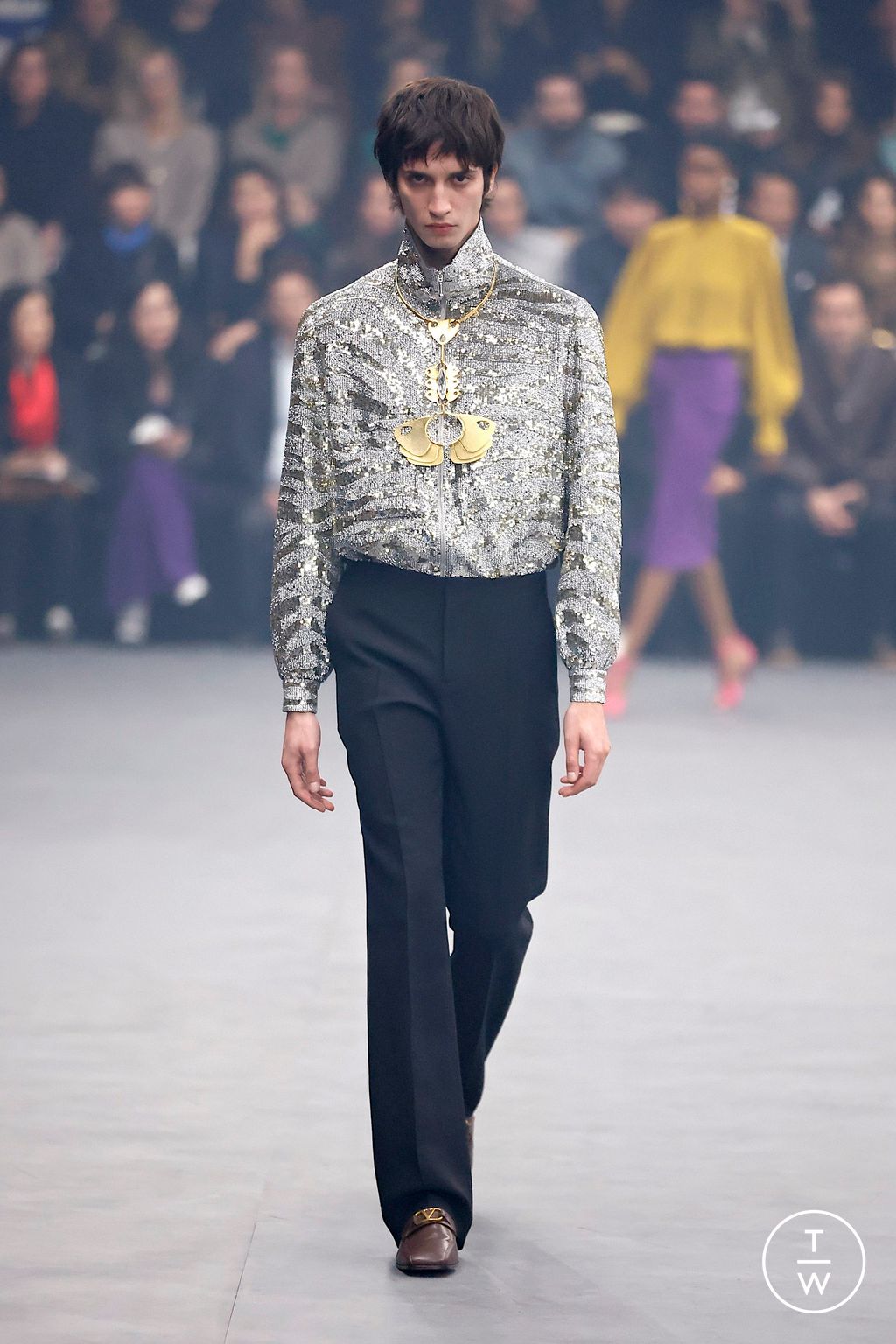 Fashion Week Paris Spring/Summer 2026 look 35 from the Valentino collection womenswear