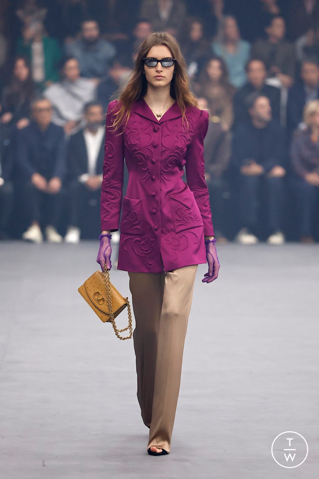 Fashion Week Paris Spring/Summer 2026 look 38 from the Valentino collection womenswear