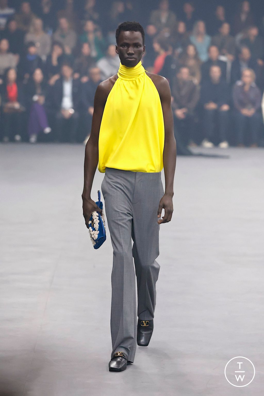 Fashion Week Paris Spring/Summer 2026 look 41 from the Valentino collection womenswear