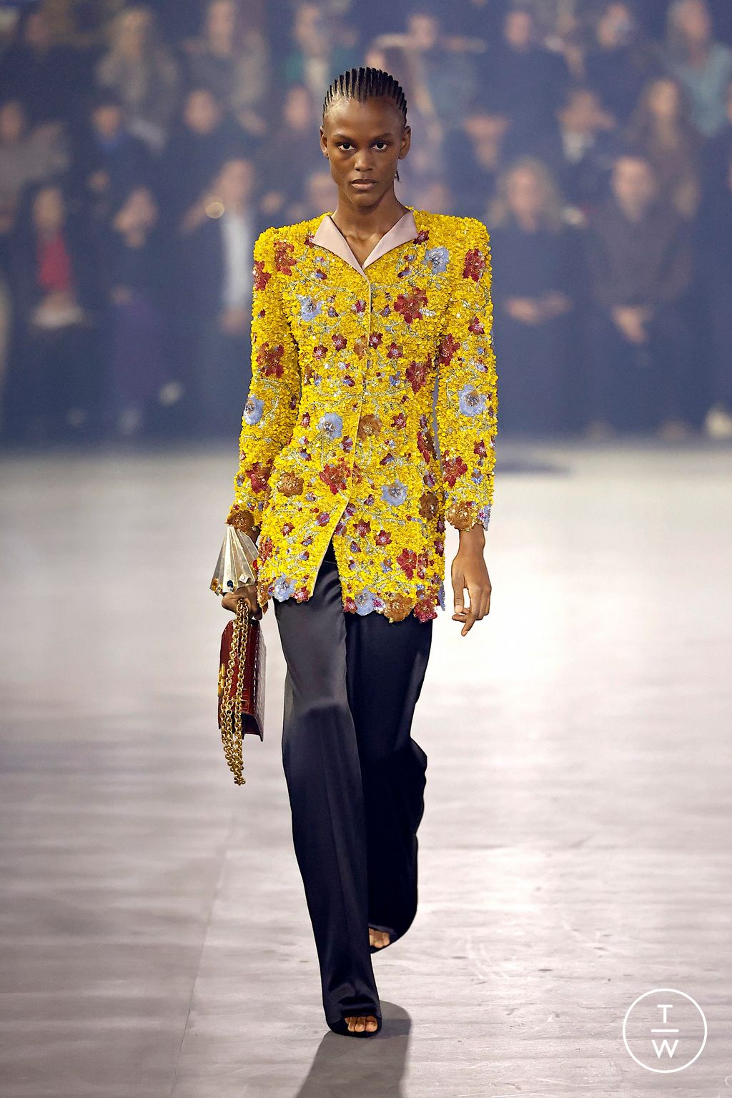 Fashion Week Paris Spring/Summer 2026 look 57 from the Valentino collection womenswear
