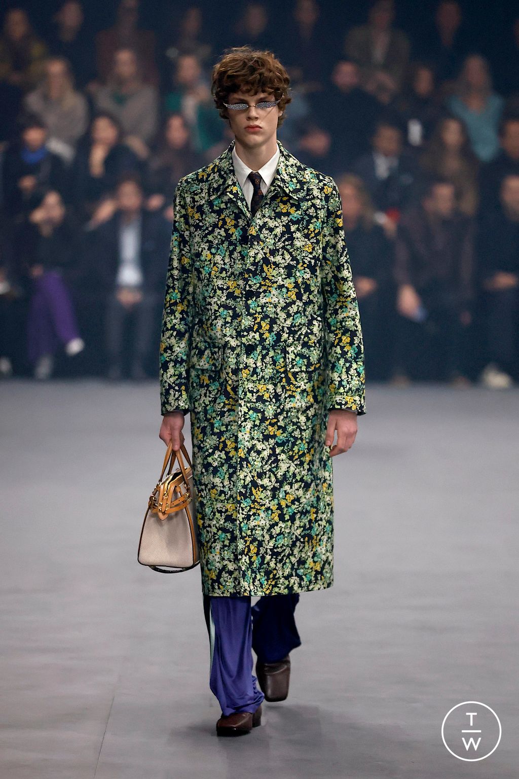 Fashion Week Paris Spring/Summer 2026 look 68 from the Valentino collection womenswear