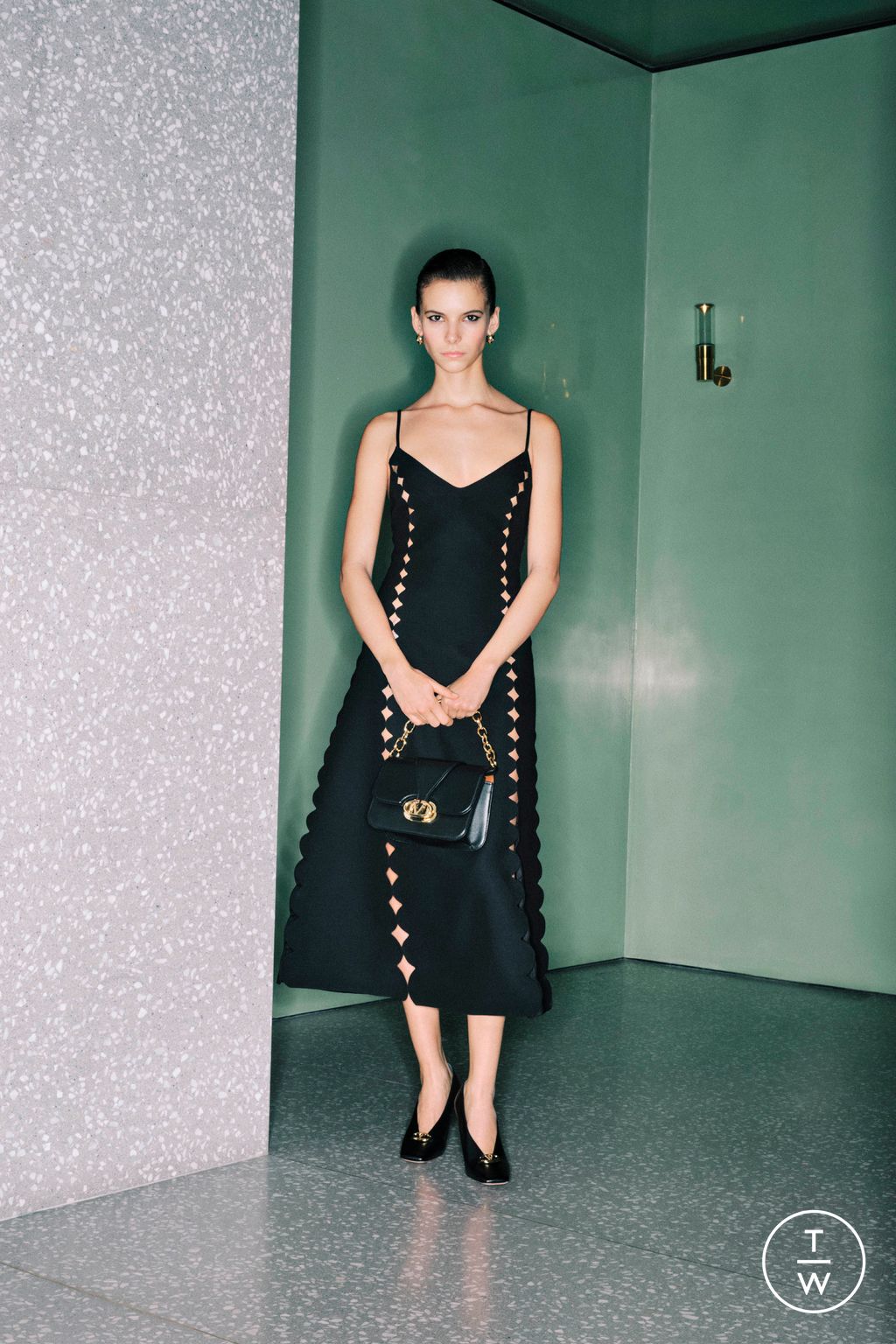 Fashion Week Paris Pre-Fall 2024 look 102 from the Valentino collection womenswear