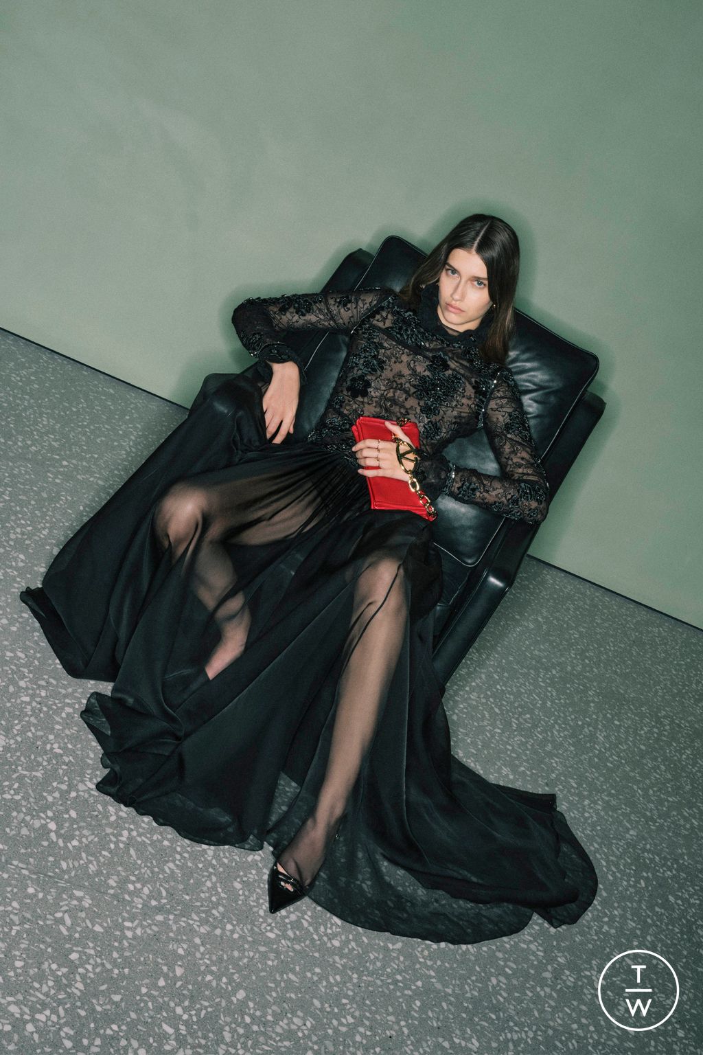 Fashion Week Paris Pre-Fall 2024 look 116 from the Valentino collection womenswear