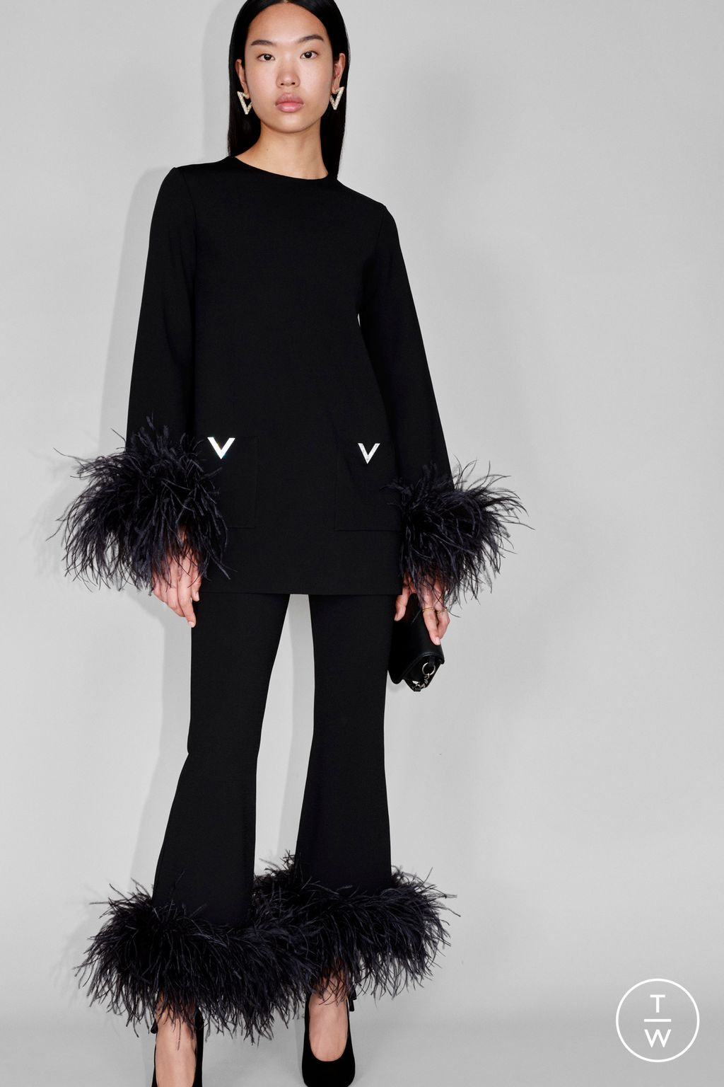 Fashion Week Paris Resort 2024 look 53 from the Valentino collection 女装