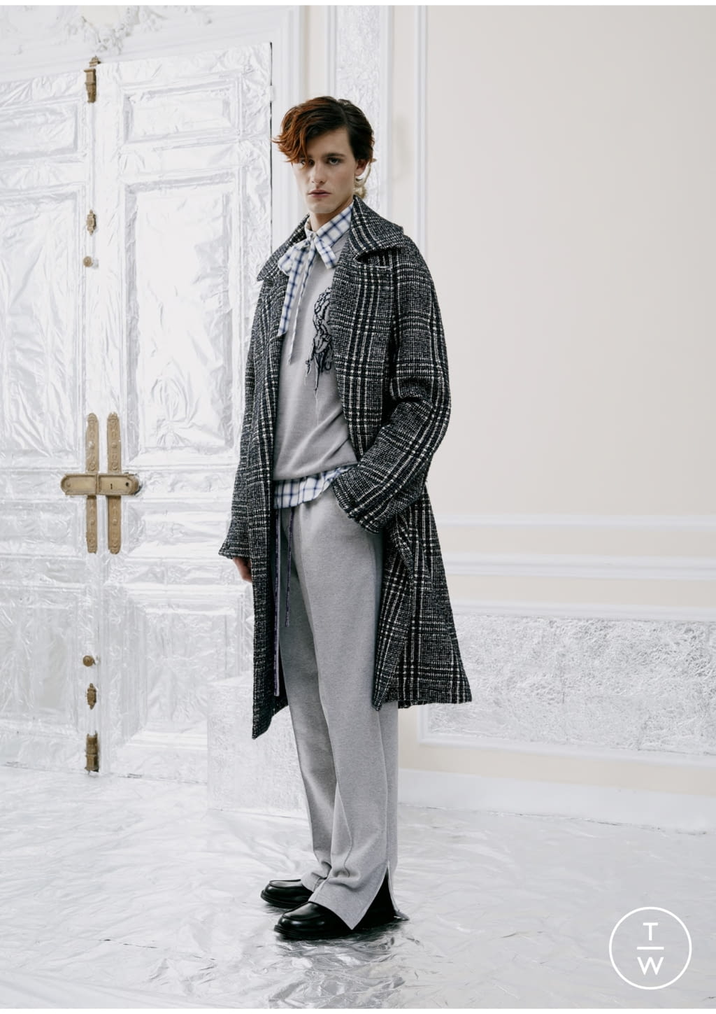 Fashion Week Paris Fall/Winter 2022 look 5 from the Valette Studio collection 男装