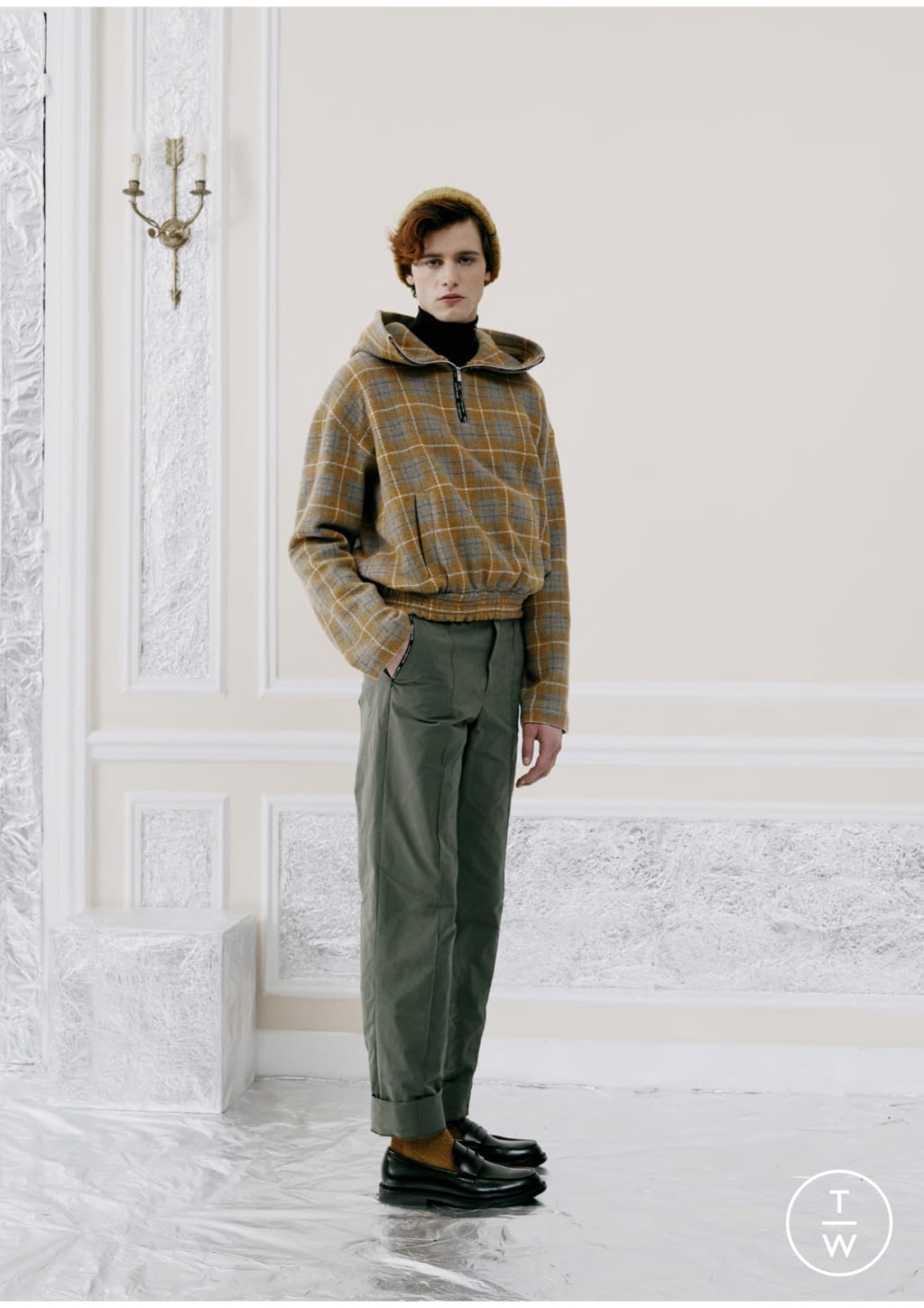 Fashion Week Paris Fall/Winter 2022 look 18 from the Valette Studio collection menswear