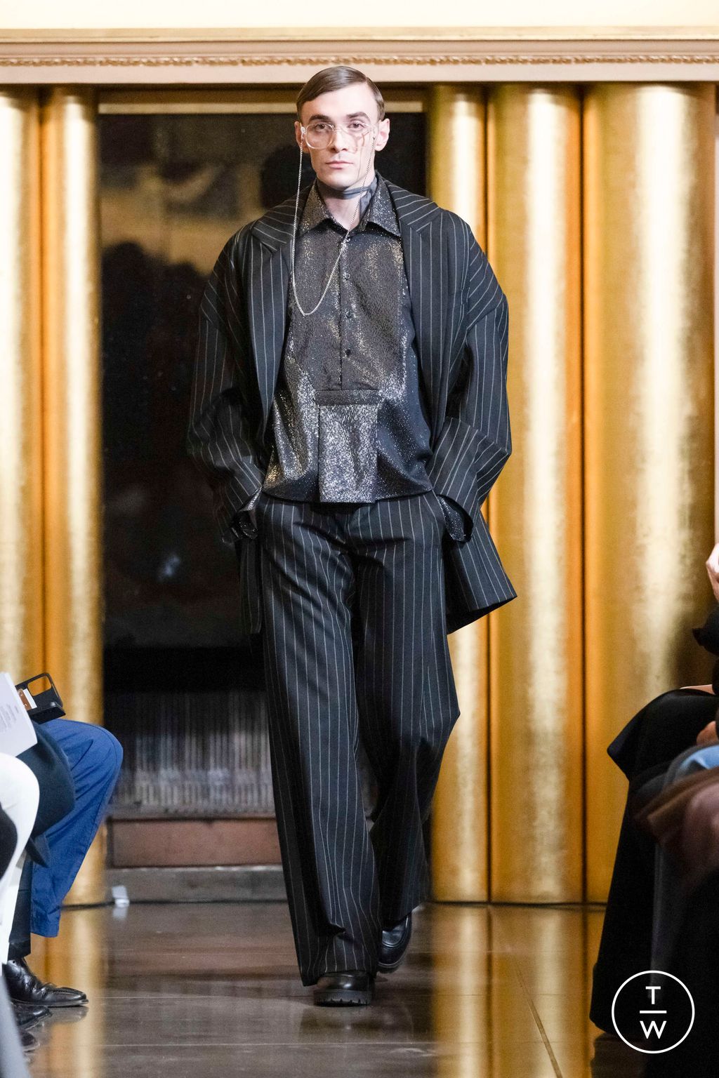 Fashion Week Paris Fall/Winter 2024 look 6 from the Valette Studio collection menswear