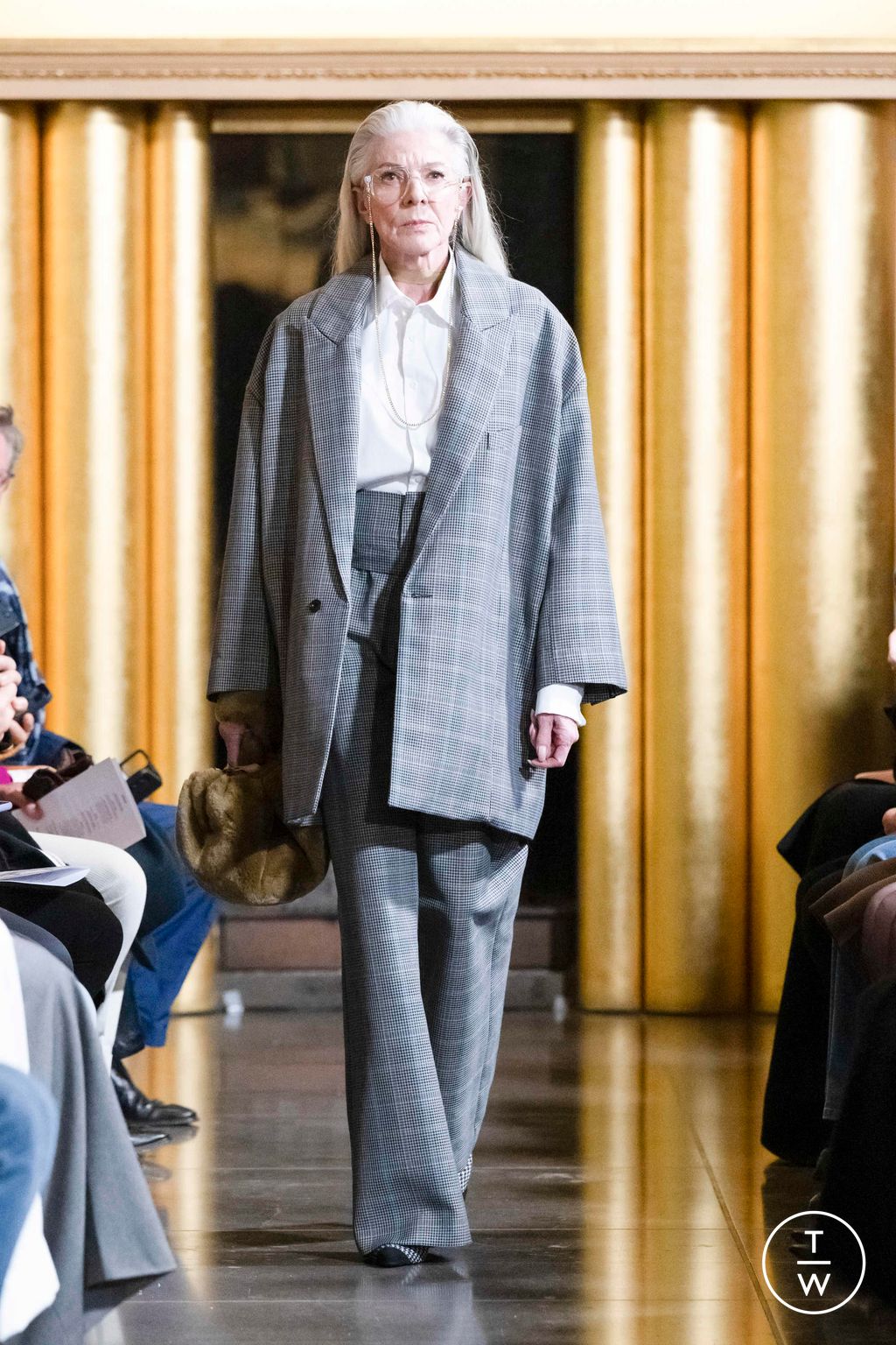 Fashion Week Paris Fall/Winter 2024 look 9 from the Valette Studio collection menswear