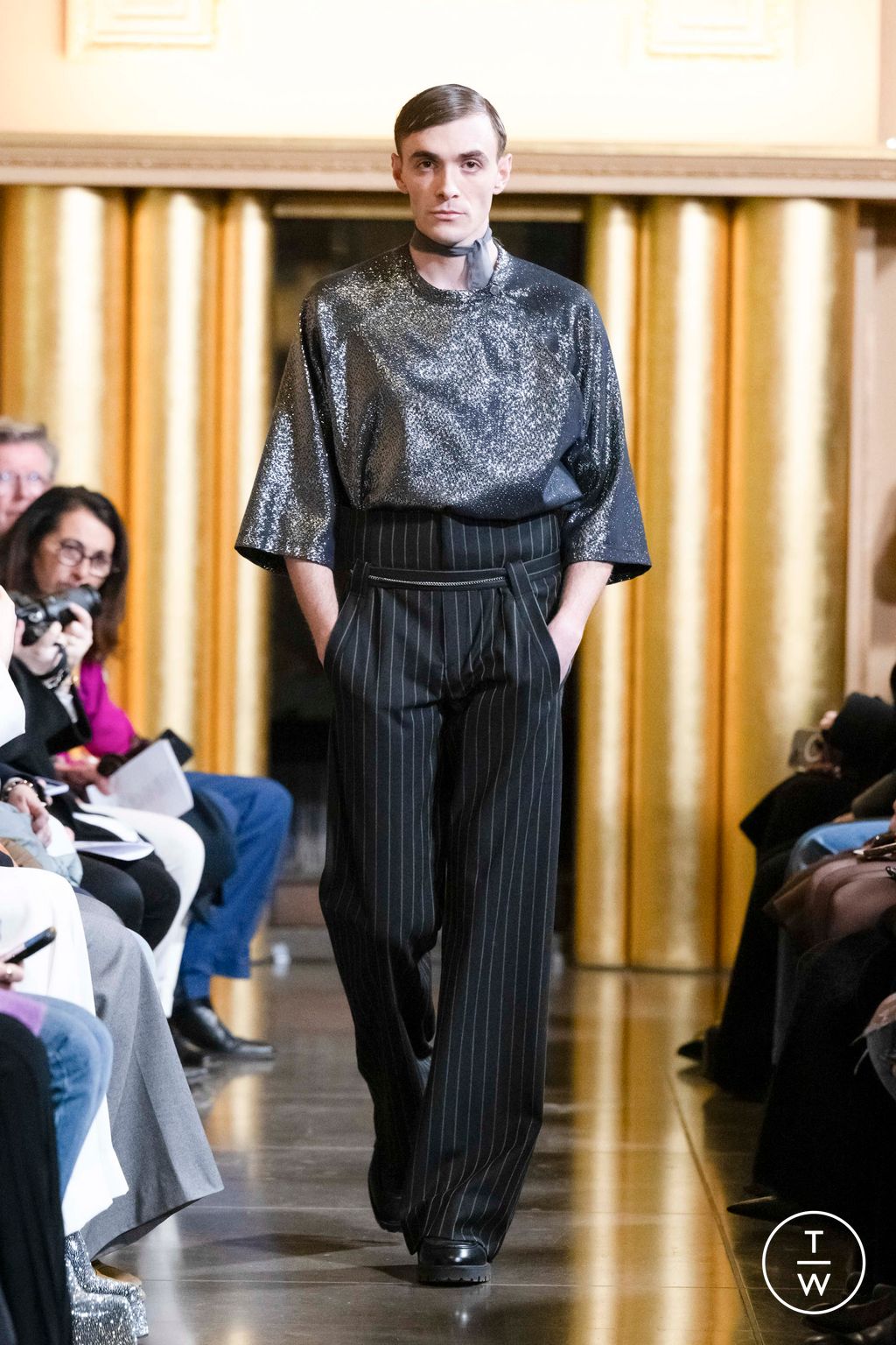 Fashion Week Paris Fall/Winter 2024 look 22 from the Valette Studio collection 男装