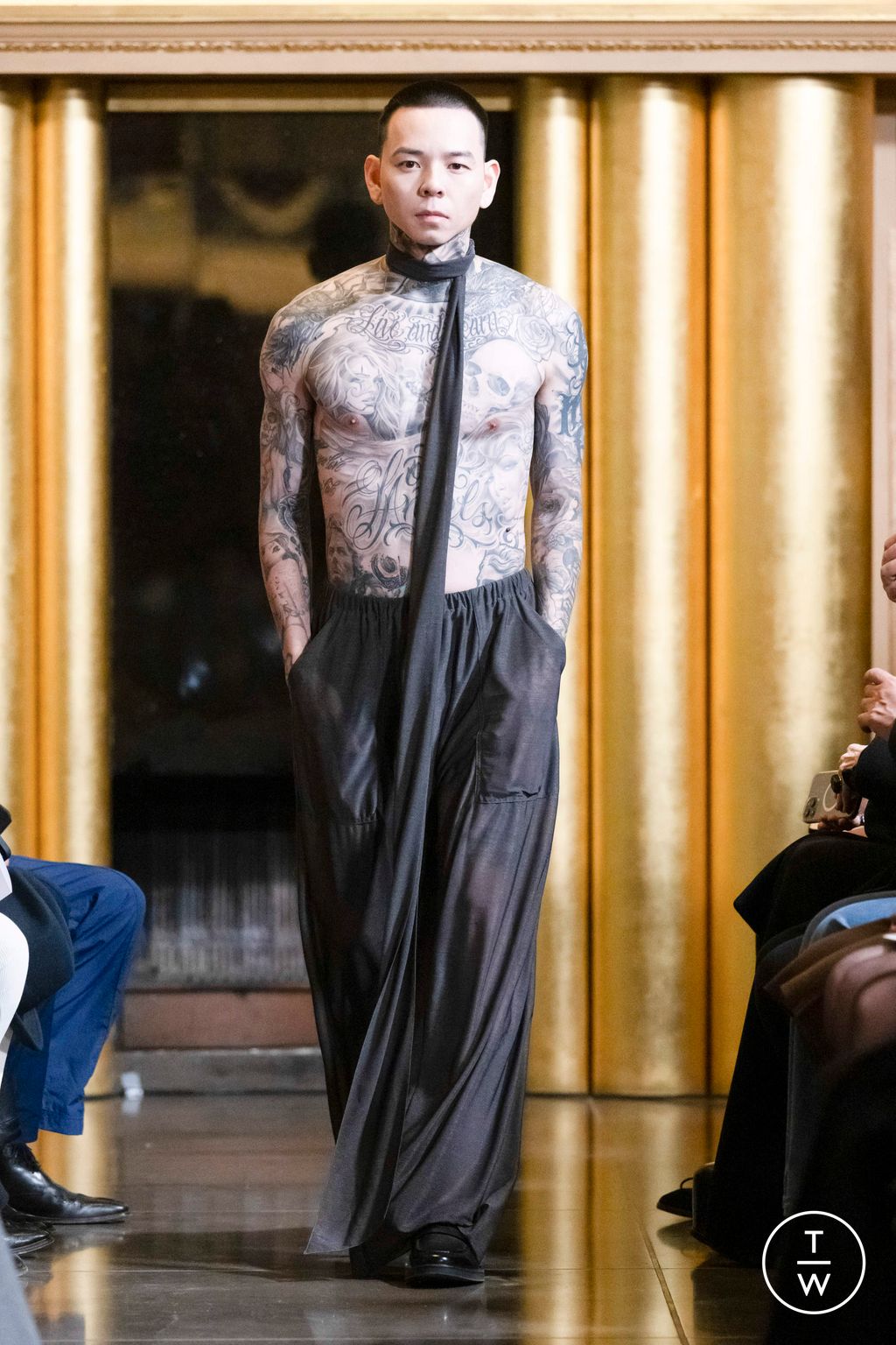 Fashion Week Paris Fall/Winter 2024 look 24 from the Valette Studio collection menswear