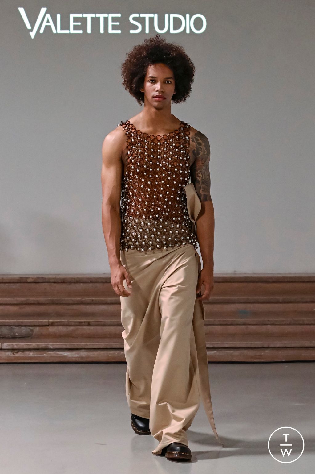 Fashion Week Paris Spring/Summer 2024 look 5 from the Valette Studio collection menswear
