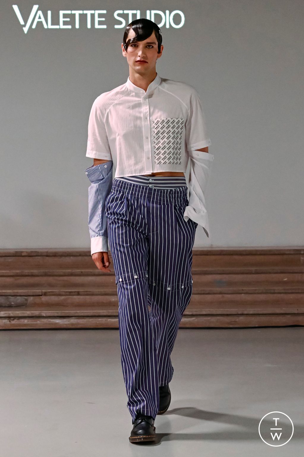 Fashion Week Paris Spring/Summer 2024 look 19 from the Valette Studio collection menswear