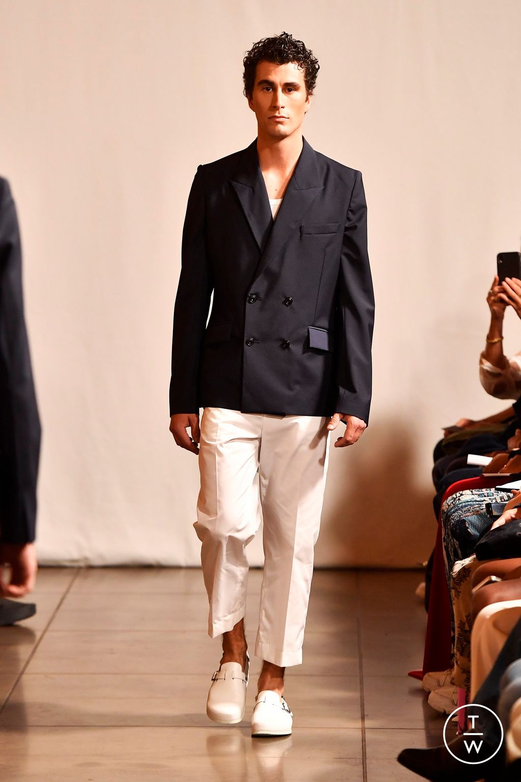 Fashion Week Paris Spring/Summer 2025 look 5 from the Valette Studio collection menswear