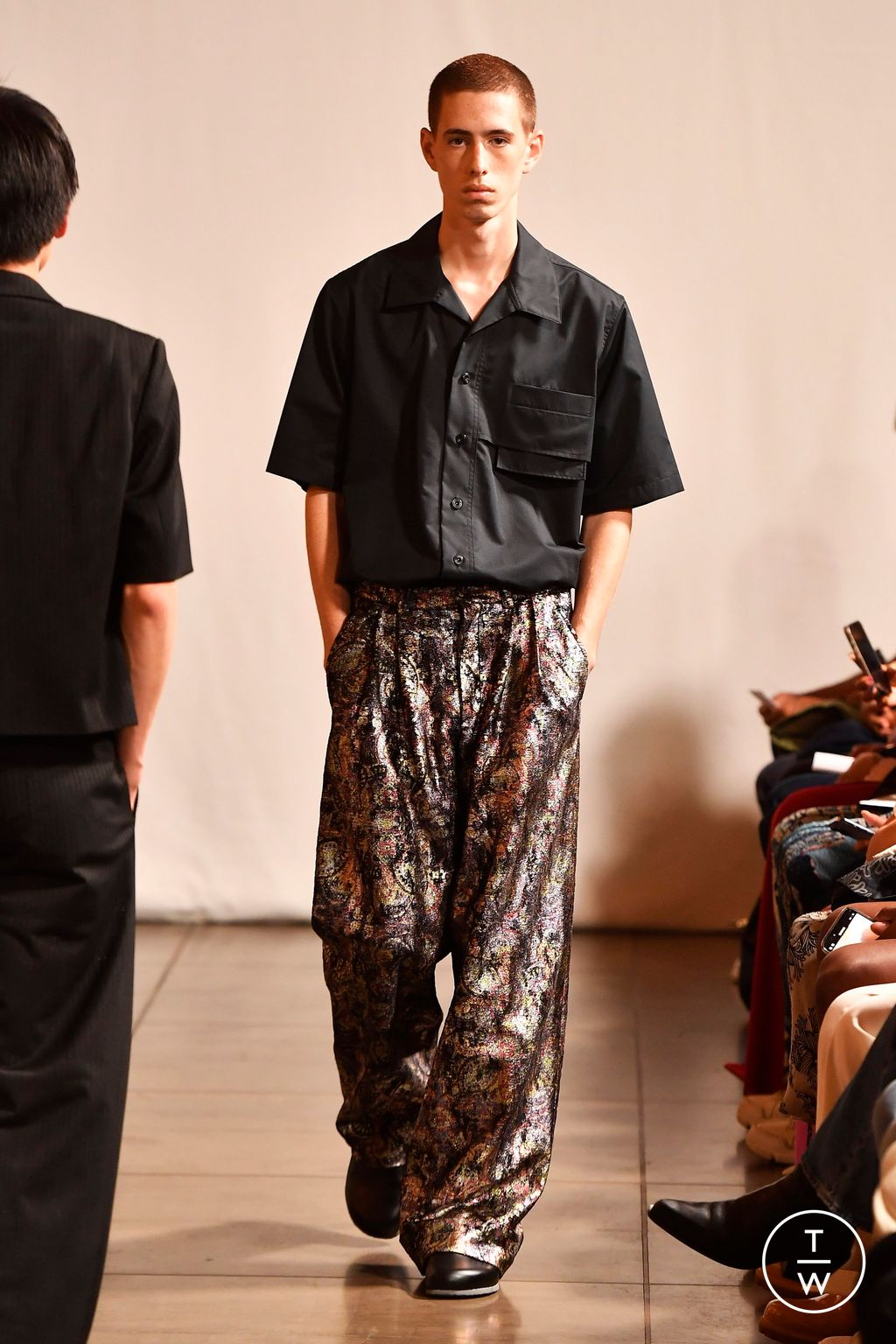 Fashion Week Paris Spring/Summer 2025 look 14 from the Valette Studio collection menswear