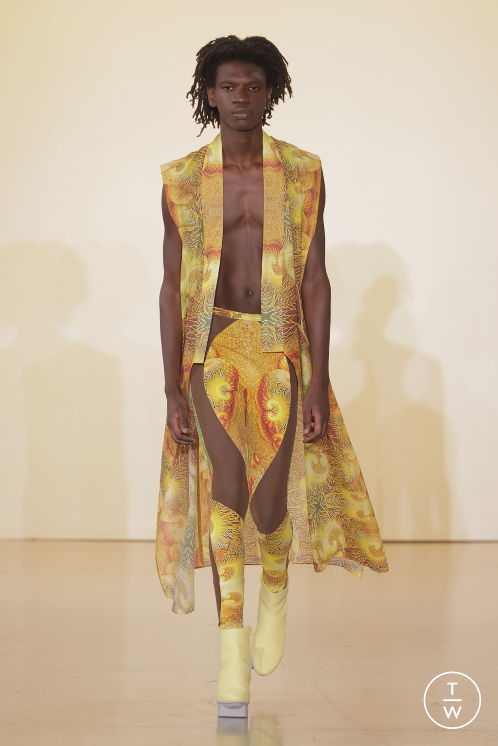 Fashion Week New York Spring/Summer 2022 look 11 from the Threeasfour collection womenswear