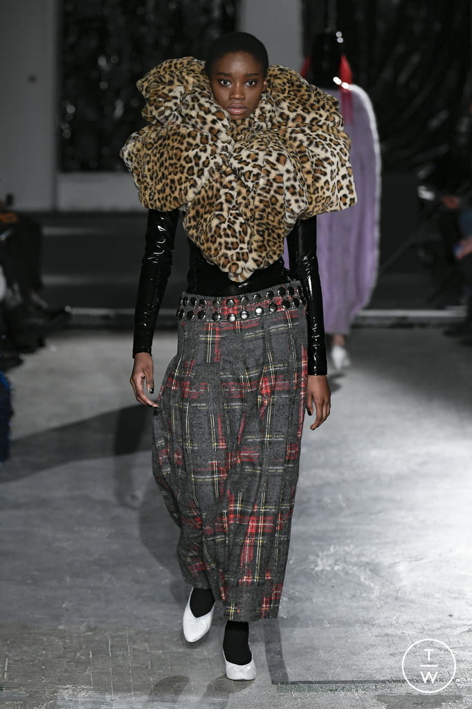 Fashion Week Paris Fall/Winter 2022 look 18 de la collection Vaquera womenswear