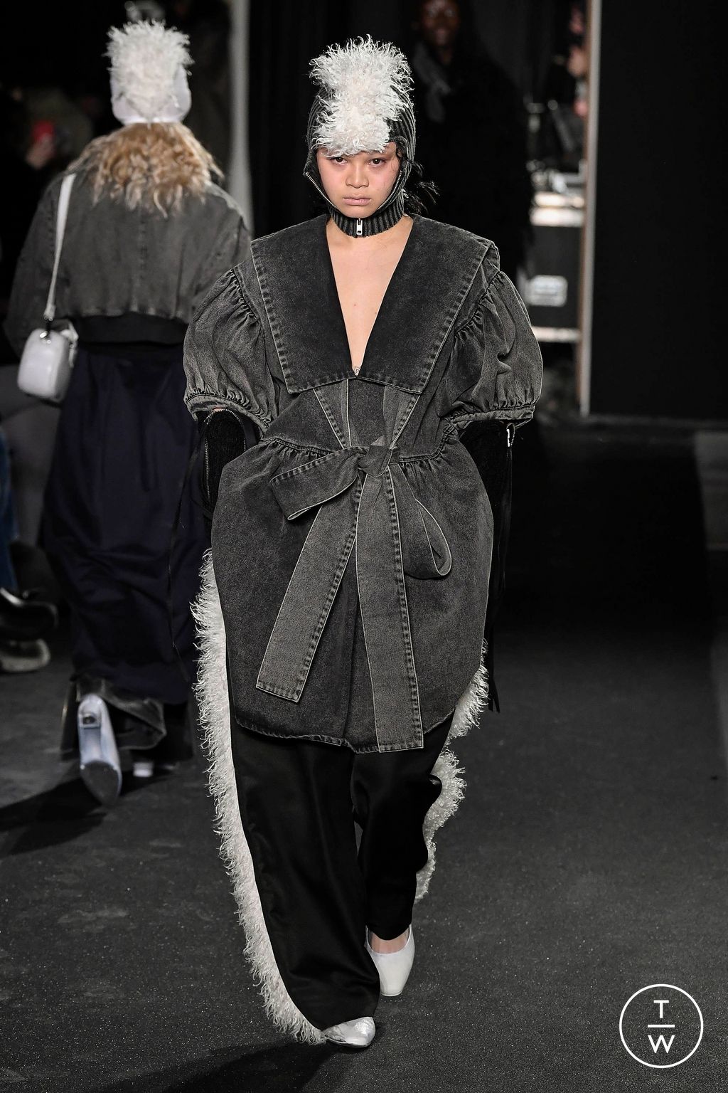 Fashion Week Paris Fall/Winter 2023 look 17 from the Vaquera collection 女装