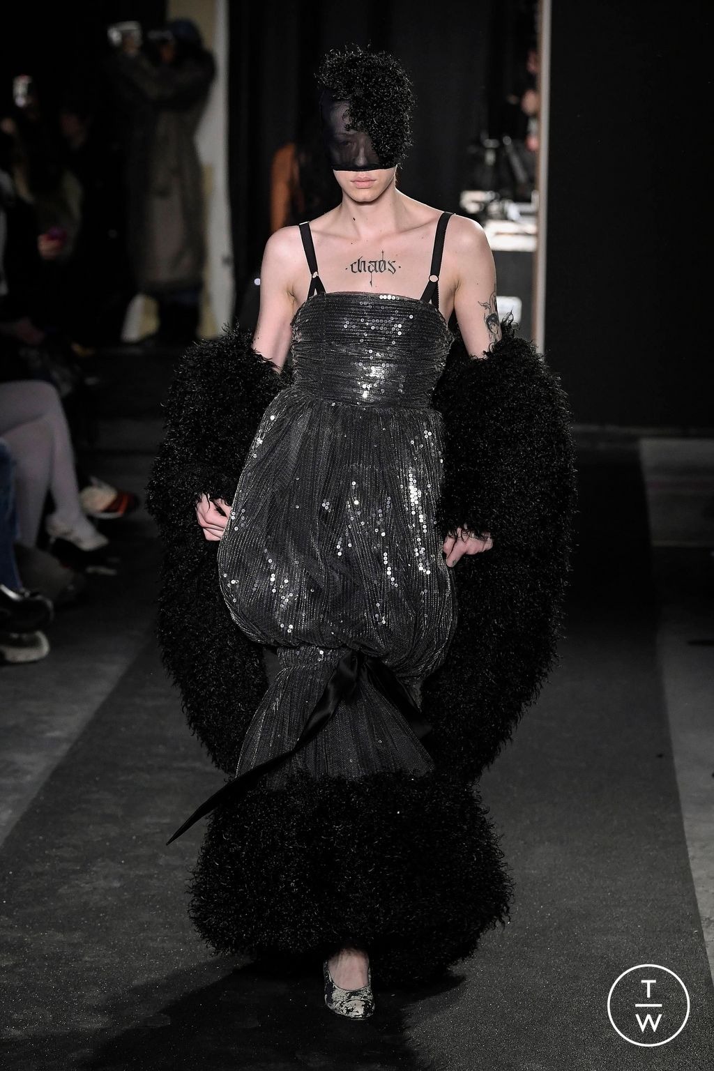 Fashion Week Paris Fall/Winter 2023 look 39 from the Vaquera collection 女装