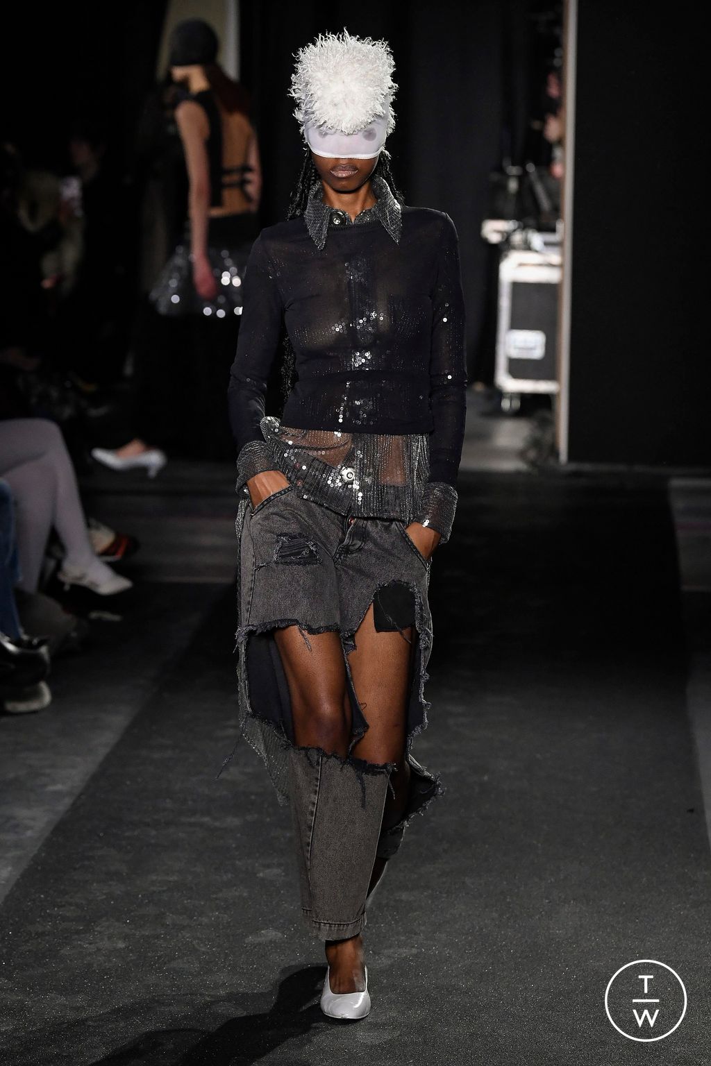 Fashion Week Paris Fall/Winter 2023 look 40 de la collection Vaquera womenswear