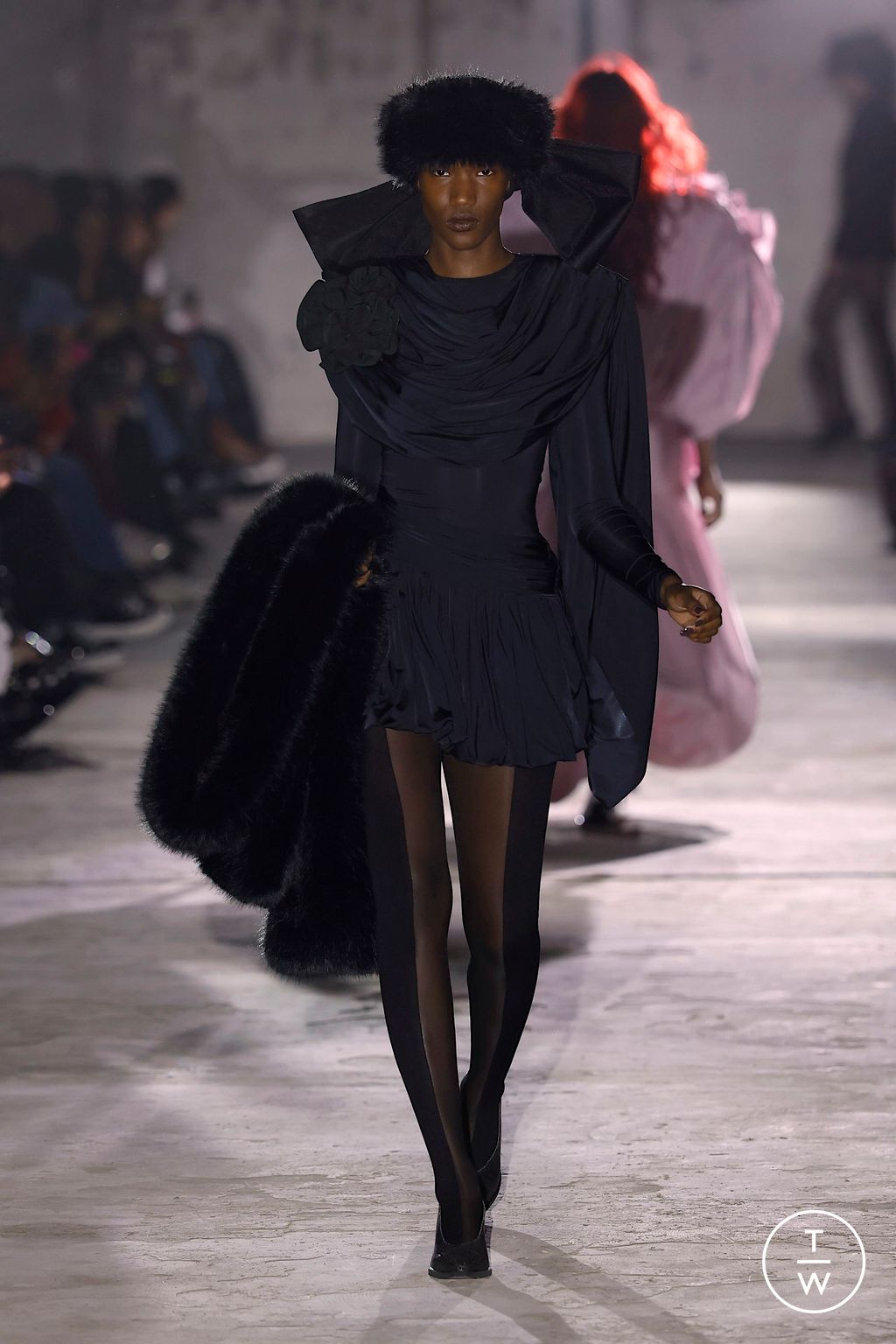 Fashion Week Paris Fall/Winter 2025 look 17 from the Vaquera collection womenswear
