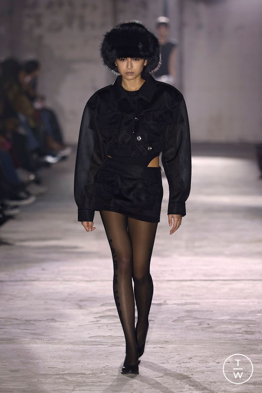 Fashion Week Paris Fall/Winter 2025 look 19 from the Vaquera collection womenswear