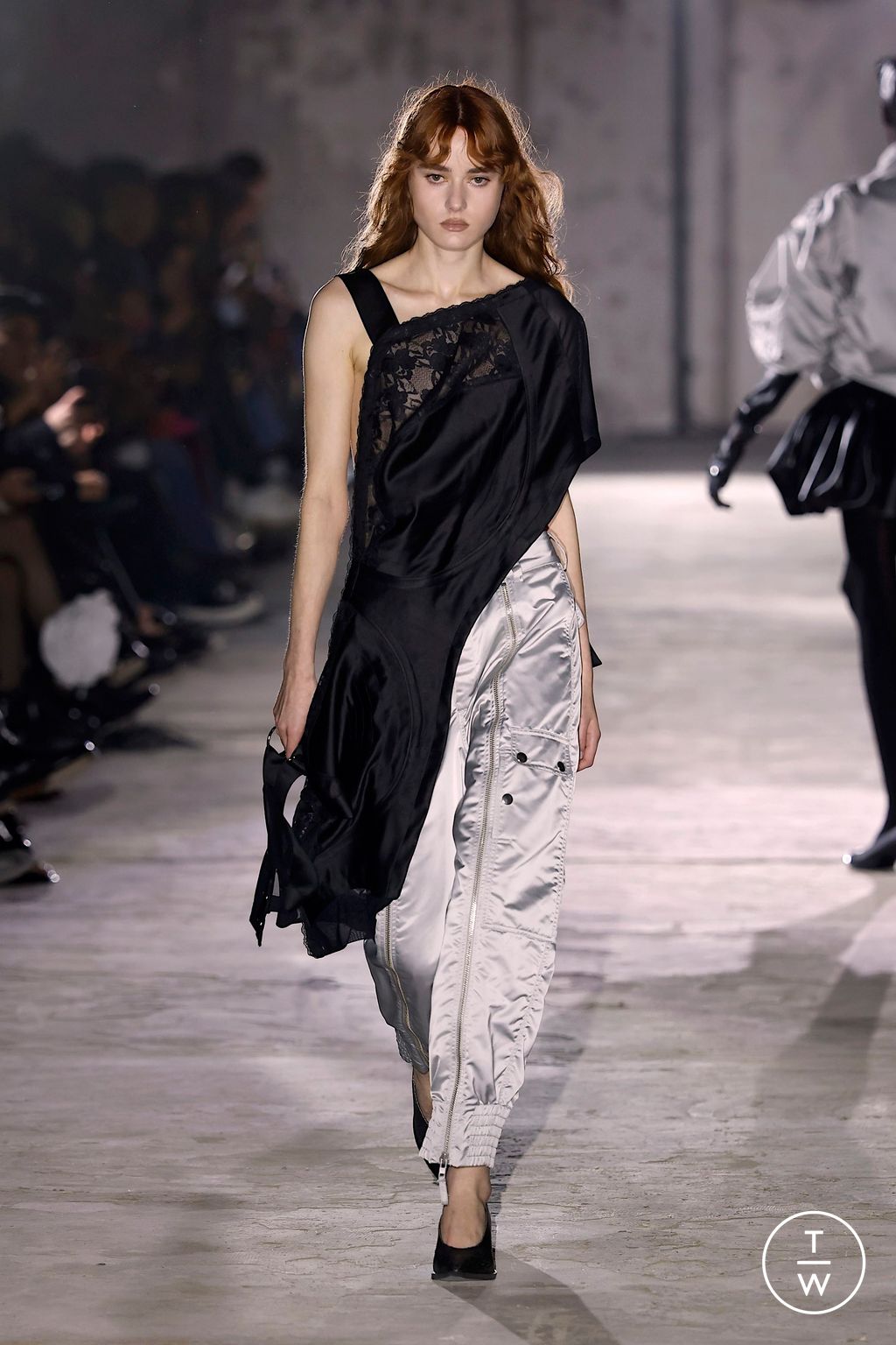 Fashion Week Paris Fall/Winter 2025 look 32 from the Vaquera collection womenswear