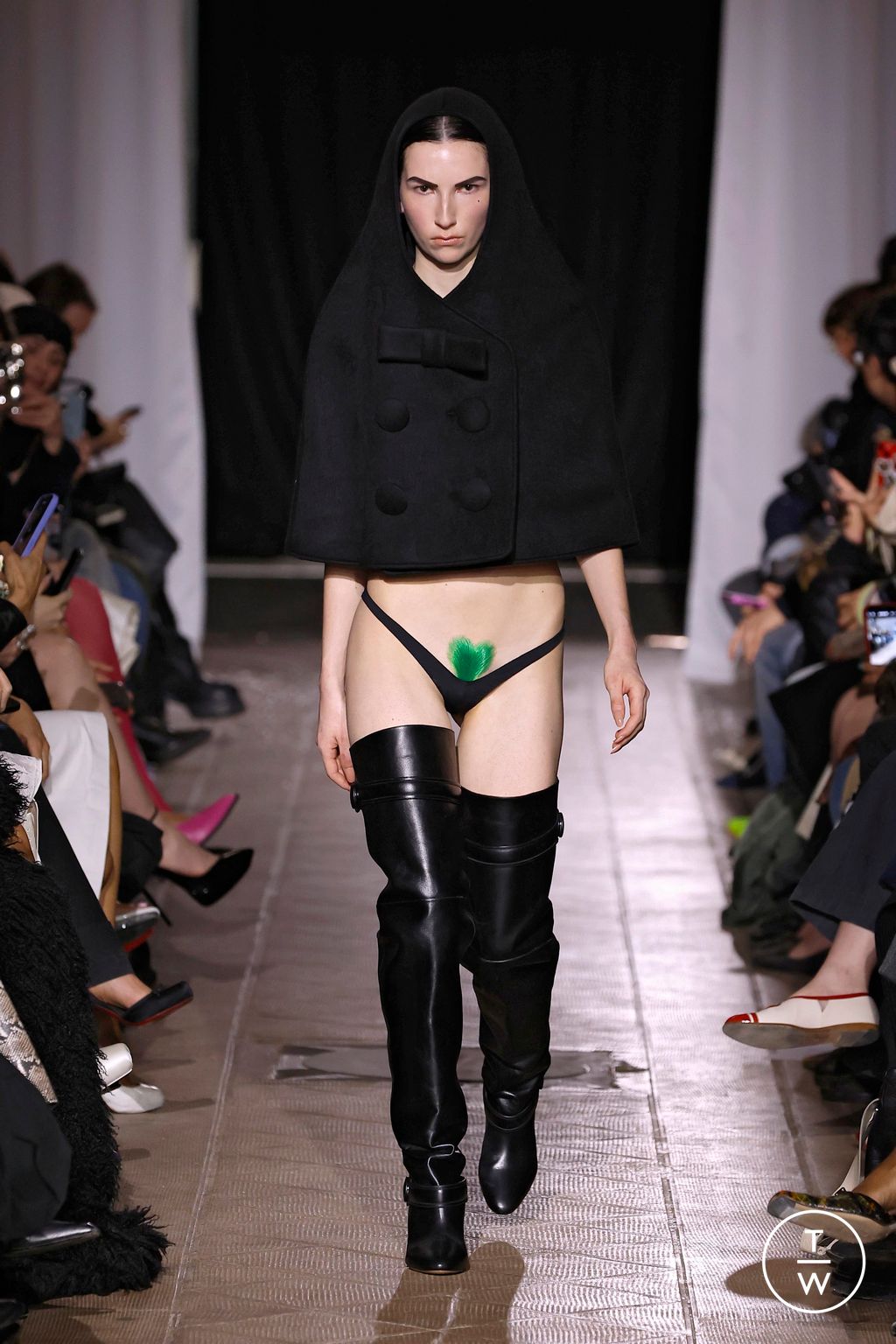 Fashion Week Paris Fall/Winter 2026 look 2 from the Vaquera collection womenswear