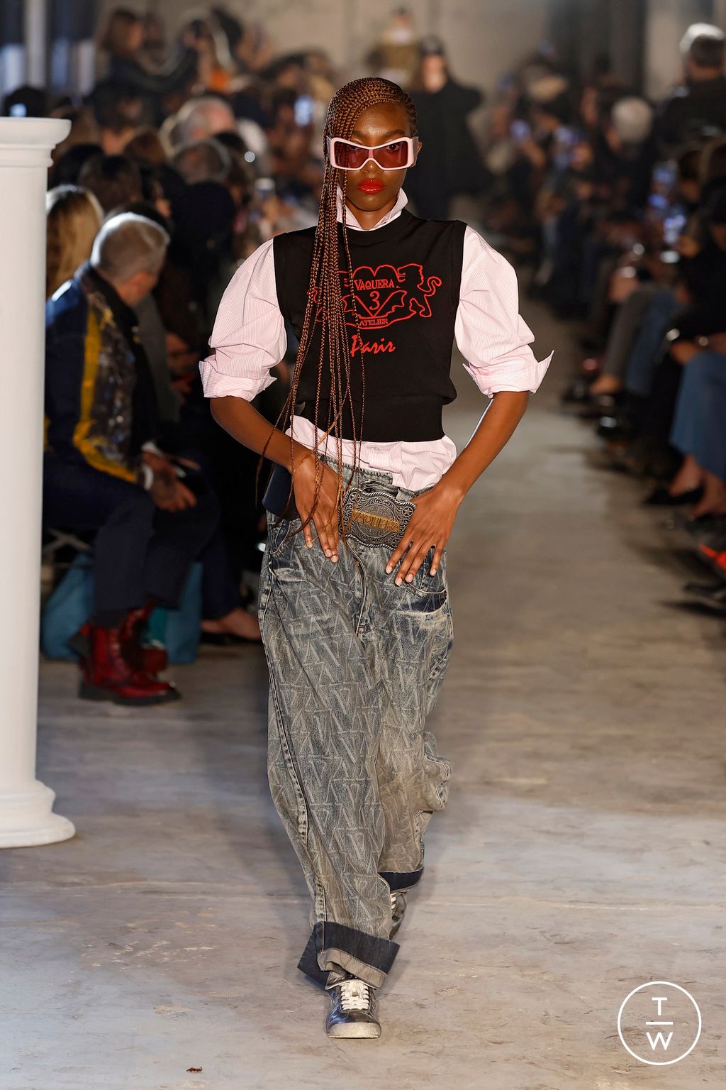 Fashion Week Paris Spring/Summer 2025 look 26 de la collection Vaquera womenswear