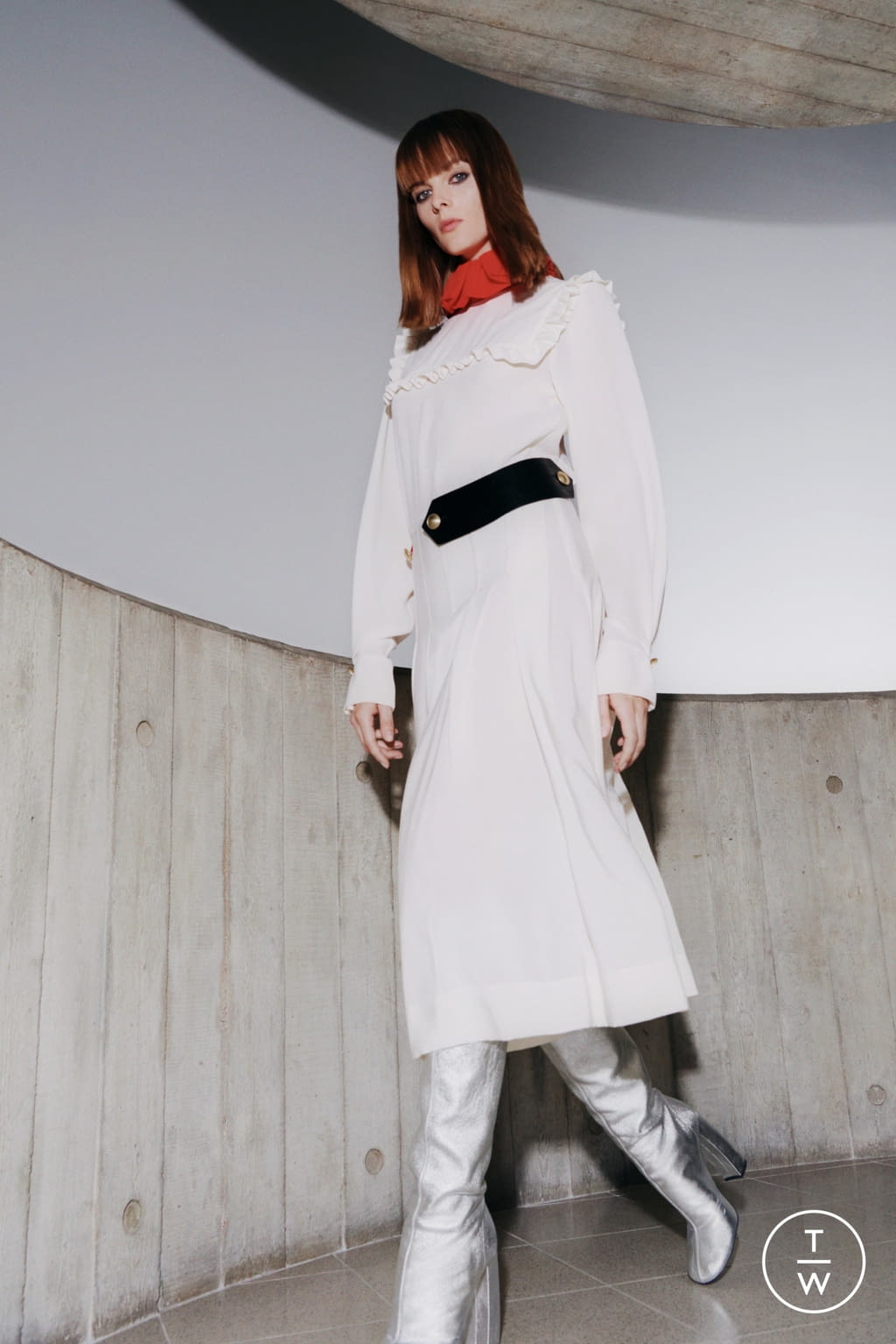 Fashion Week New York Fall/Winter 2021 look 6 from the Victoria Beckham collection womenswear