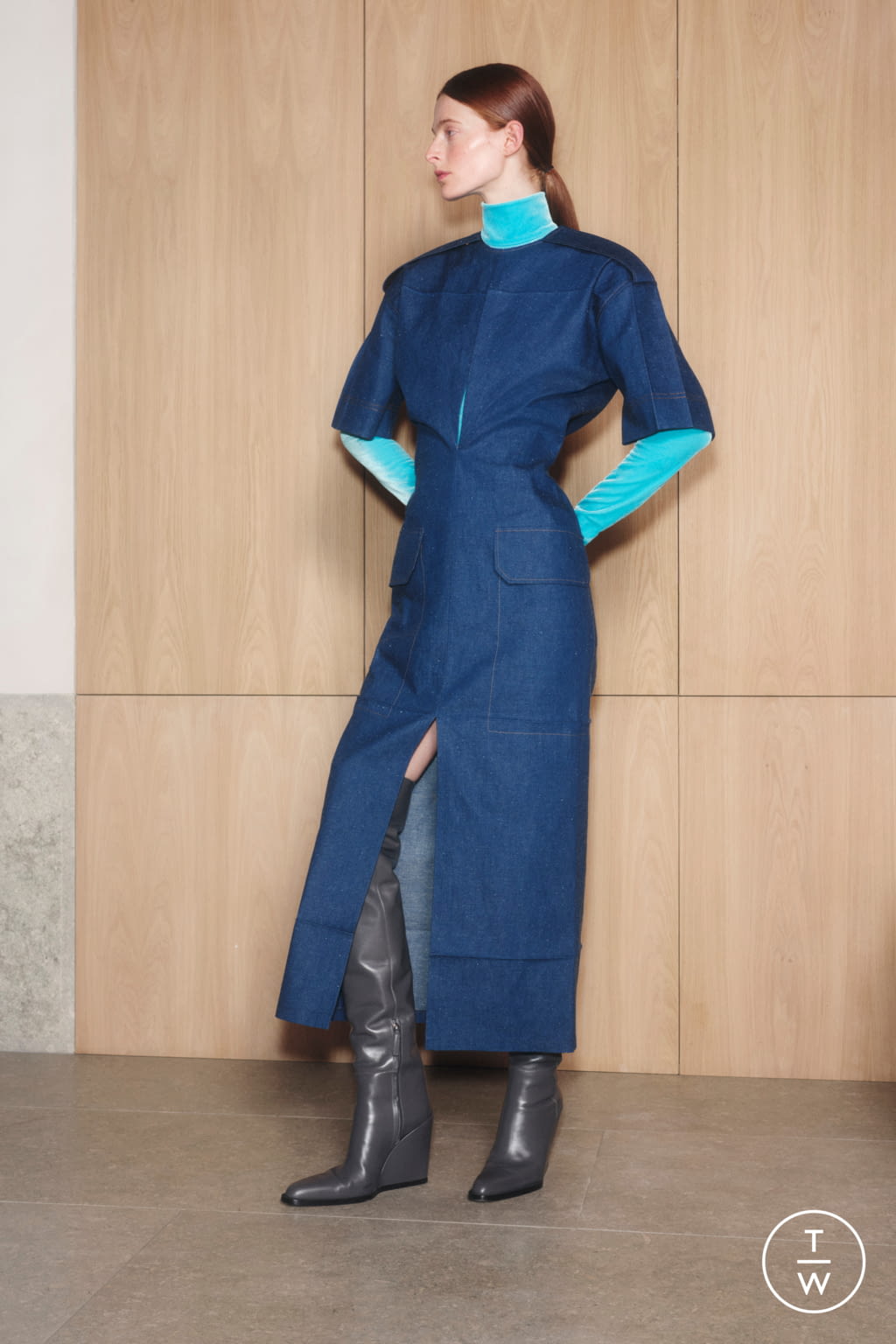 Fashion Week London Pre-Fall 2022 look 18 from the Victoria Beckham collection womenswear