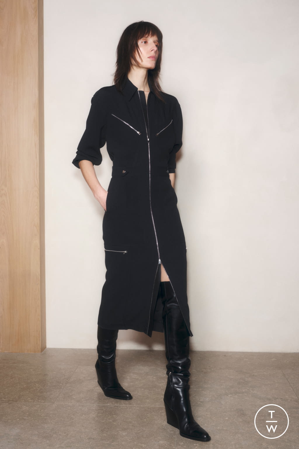 Fashion Week London Pre-Fall 2022 look 23 from the Victoria Beckham collection womenswear