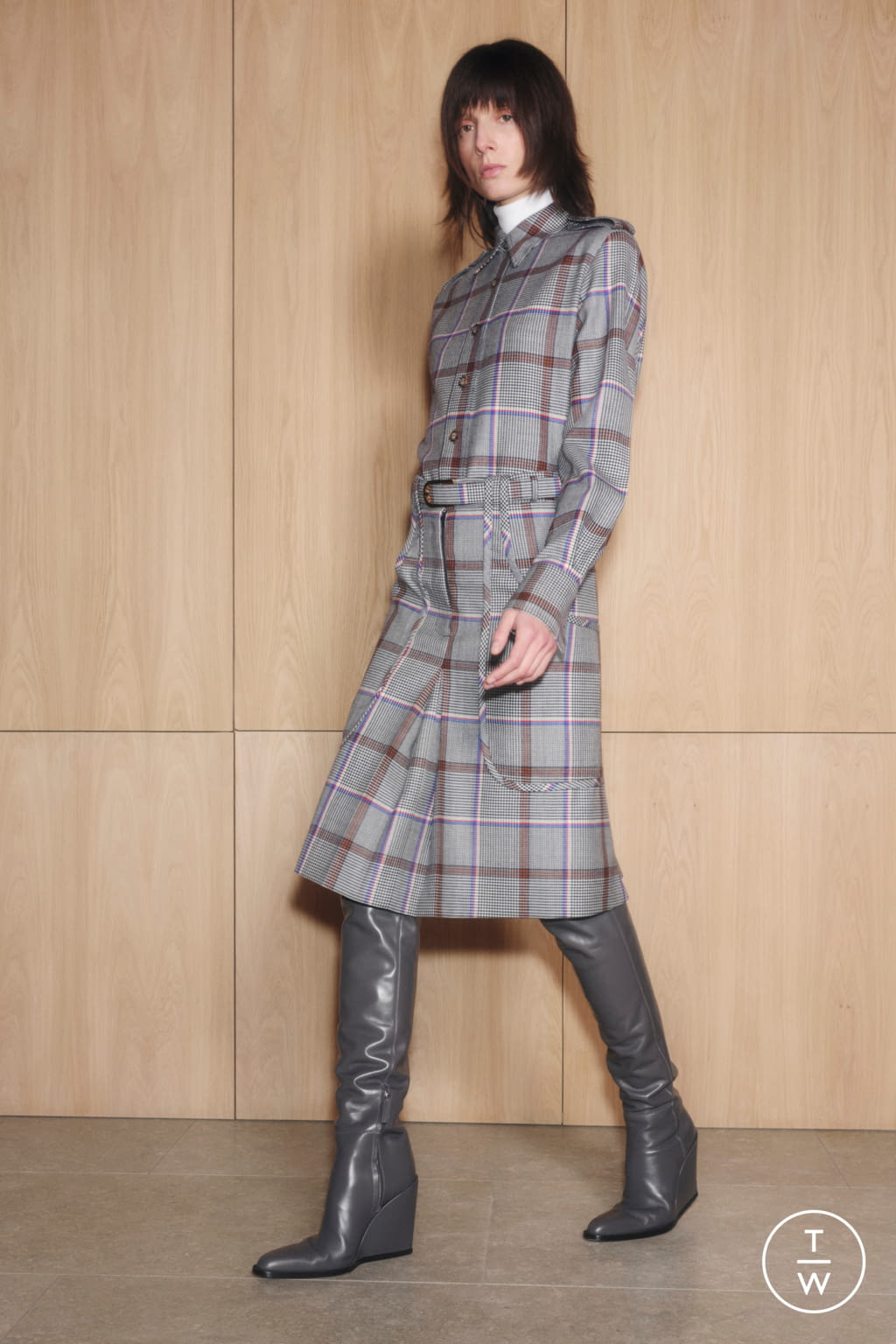 Fashion Week London Pre-Fall 2022 look 6 from the Victoria Beckham collection womenswear