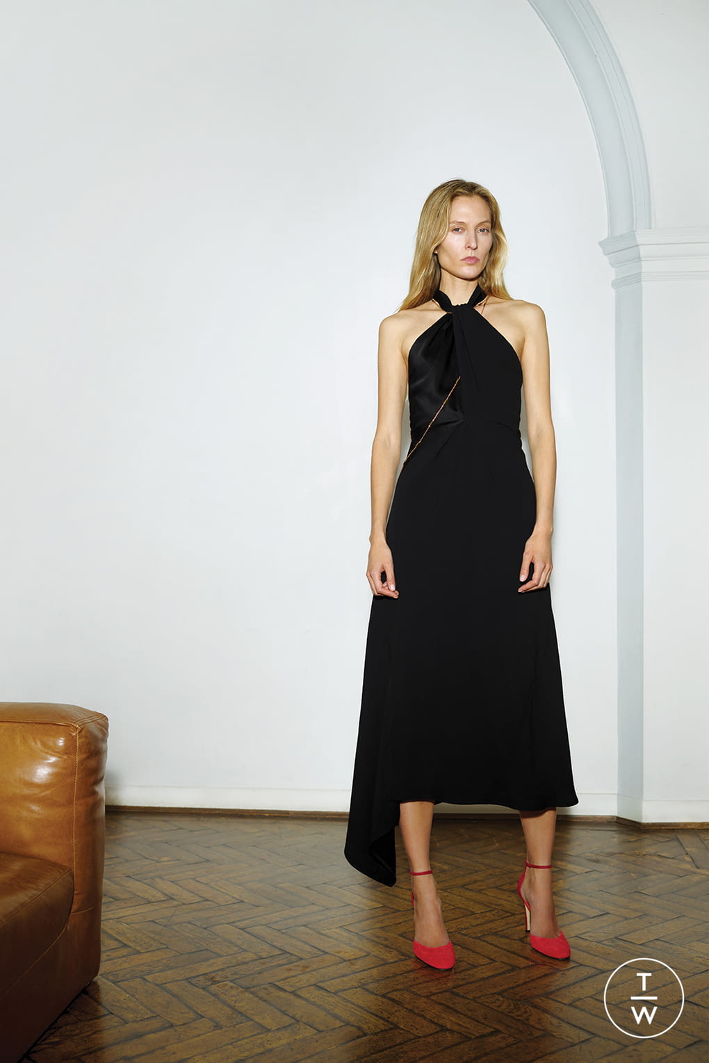 Fashion Week London Pre-Fall 2020 look 15 from the Victoria Beckham collection womenswear